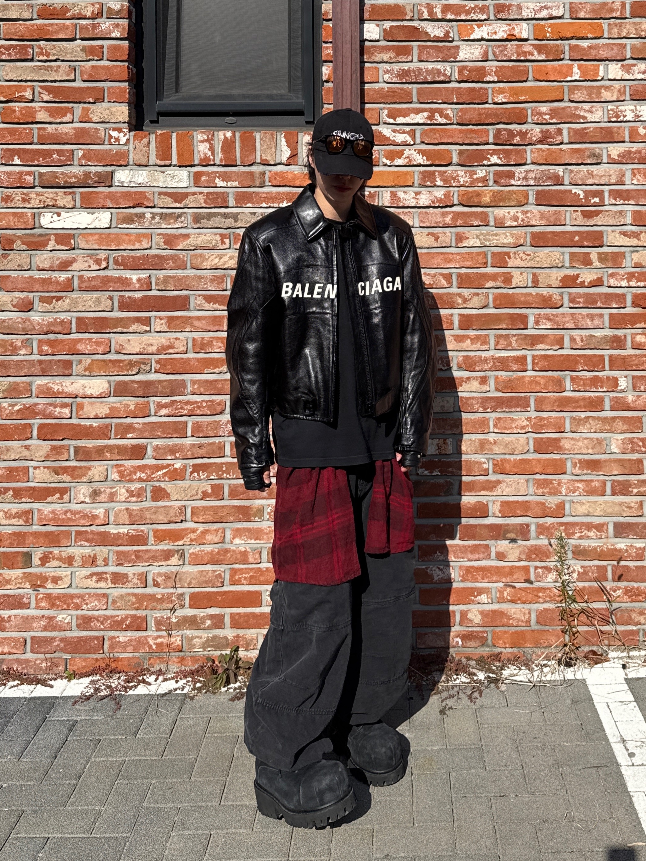 Kamien x MJD Double Hole Belt Black Shearling Calfskin, Nonnod Double knee cover pants Vintage black 착용 스타일 - 3