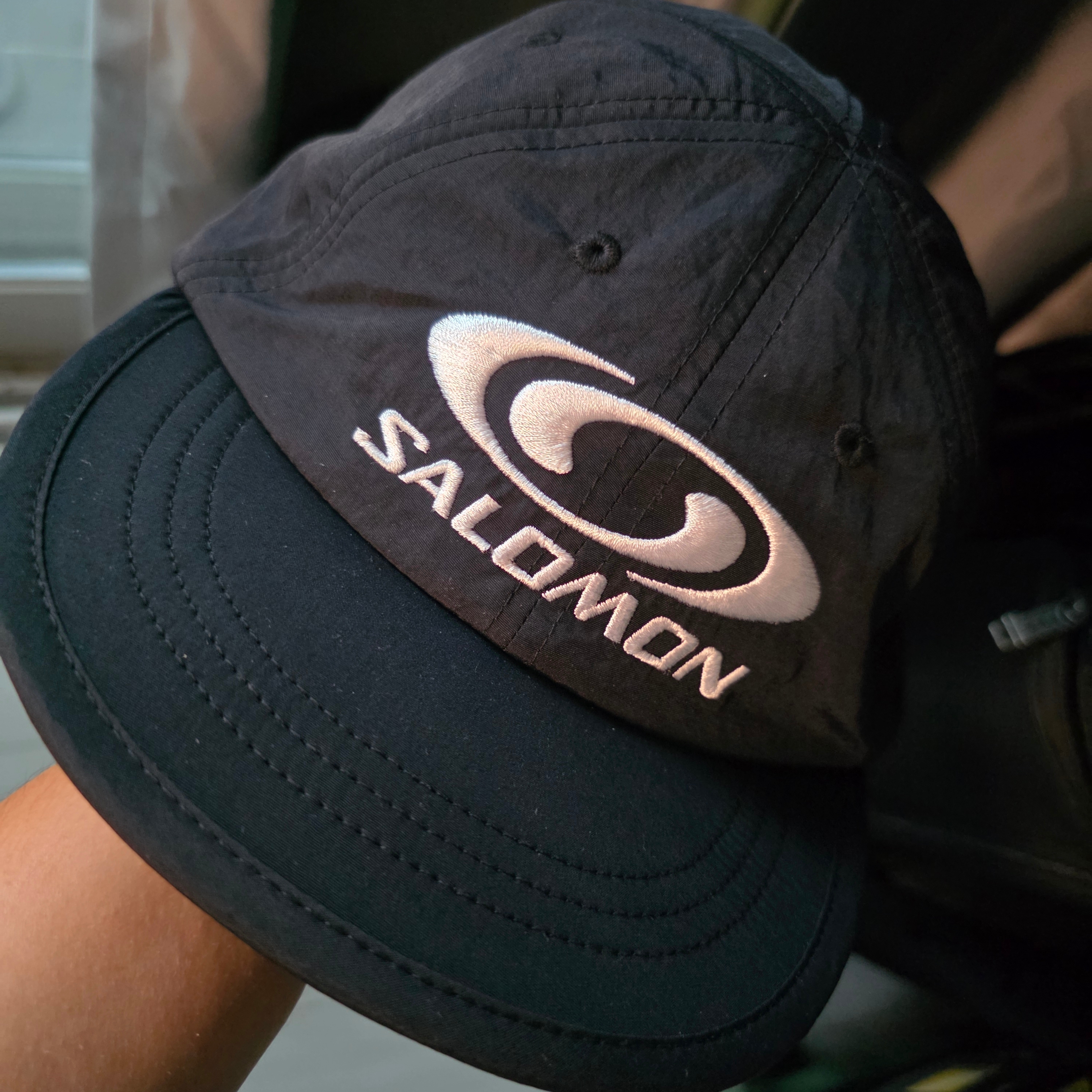Salomon Link 6 Panel Cap Black 착용 스타일