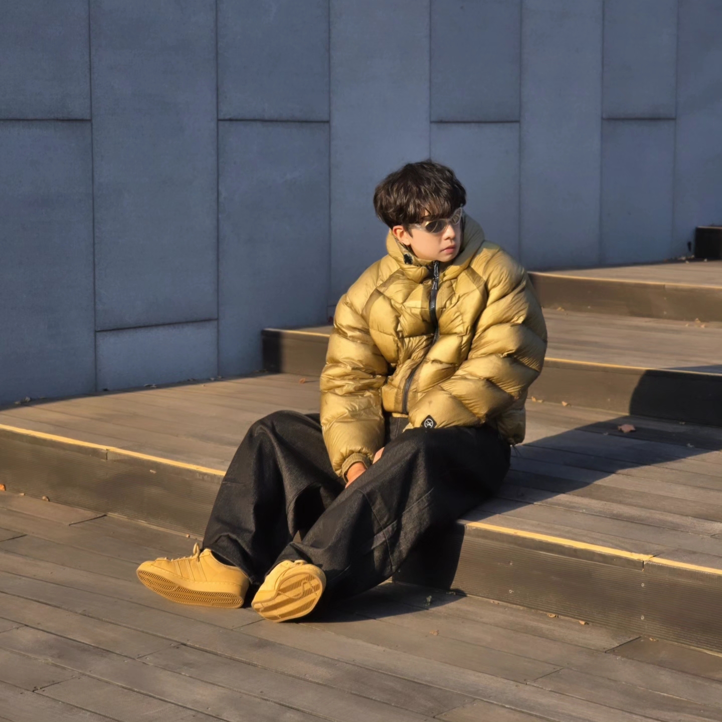 Adidas Superstar Golden Beige 착용 스타일 - 5