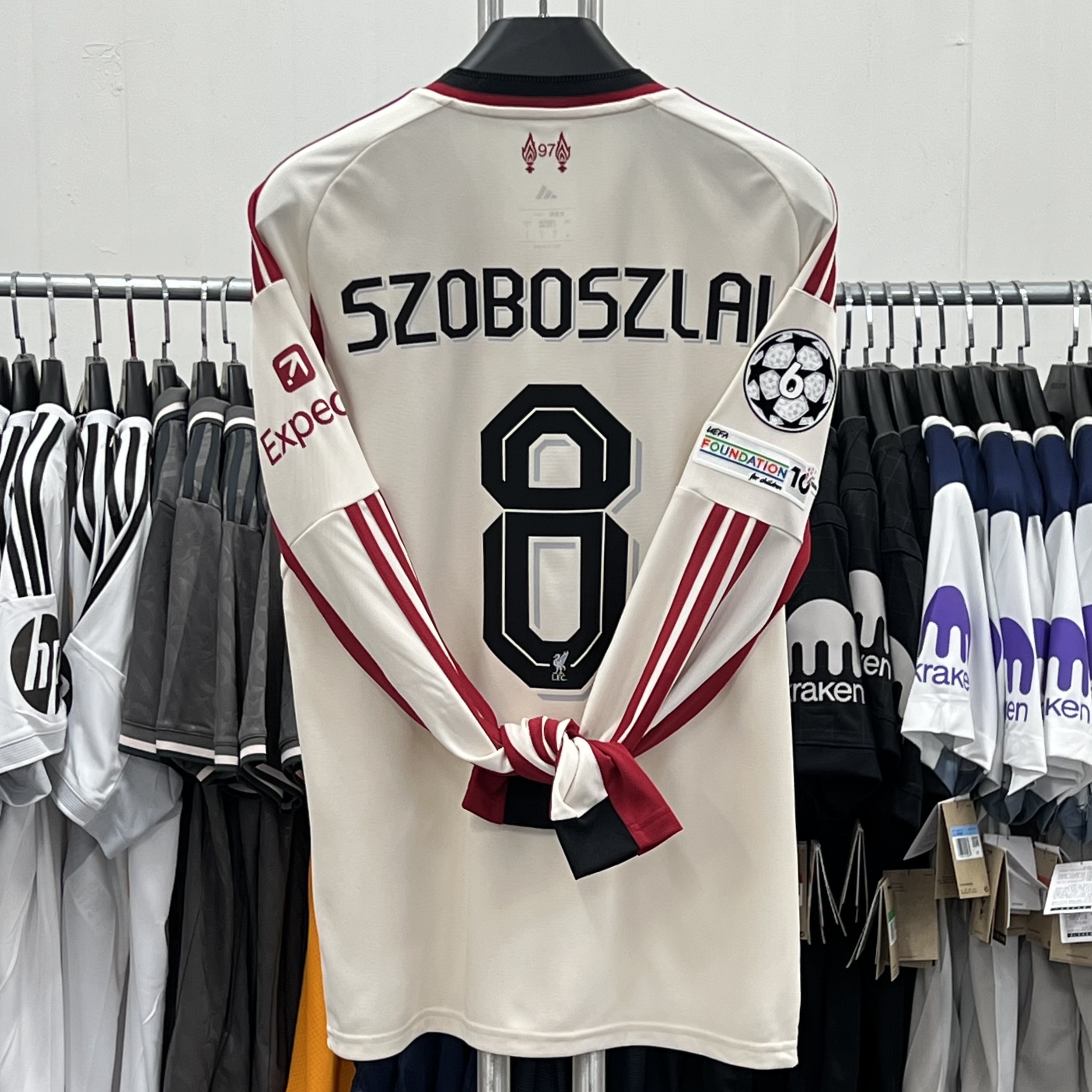 Adidas Liverpool FC 2025/26 Home Long Sleeve Jersey Strawberry Red - KR Sizing (Non Marking Ver.), Adidas Liverpool FC Tiro 25 Competition Training Top Wonder White - KR Sizing (Non Marking Ver.) 착용 스타일 - 1