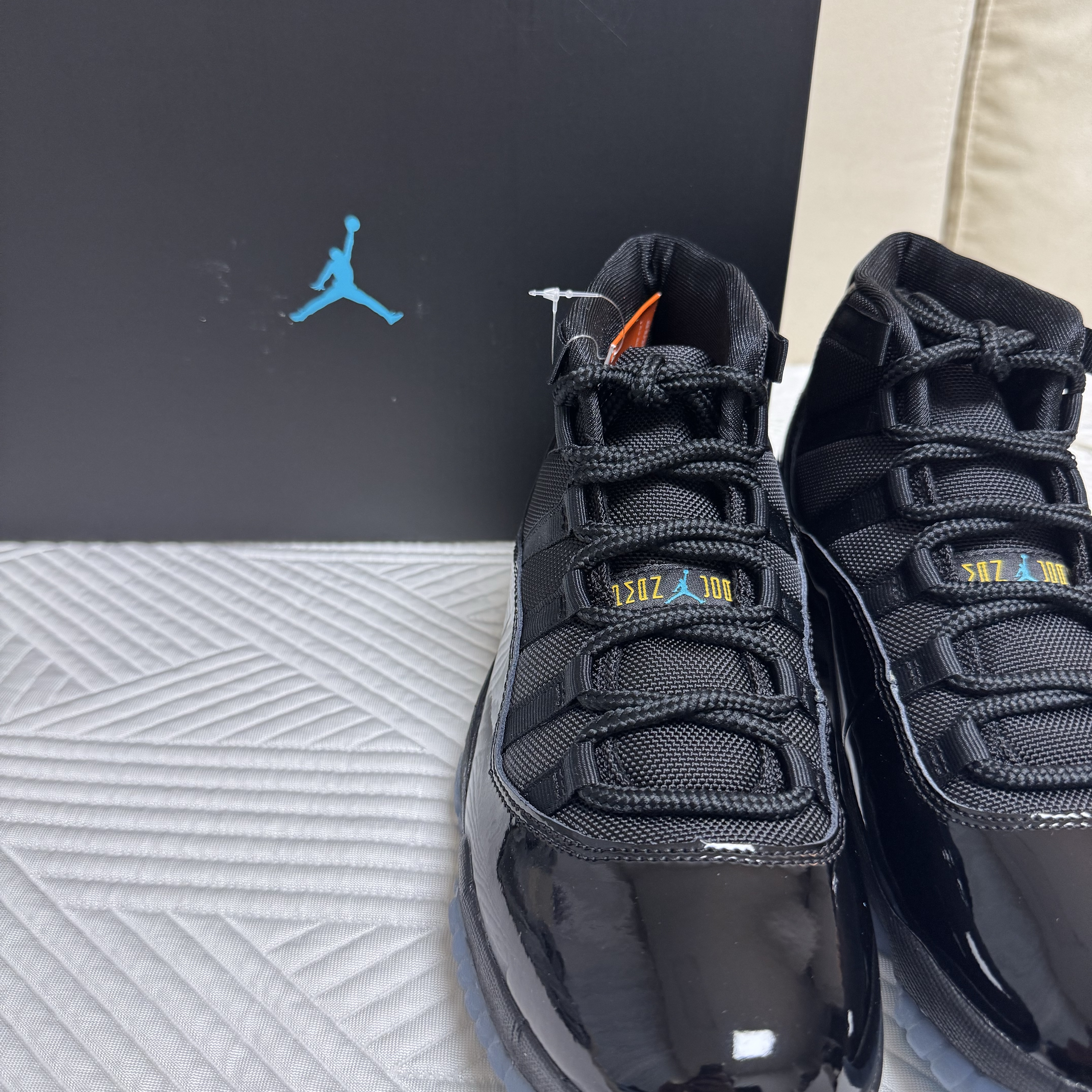 Jordan 11 Retro Gamma 착용 스타일 - 3
