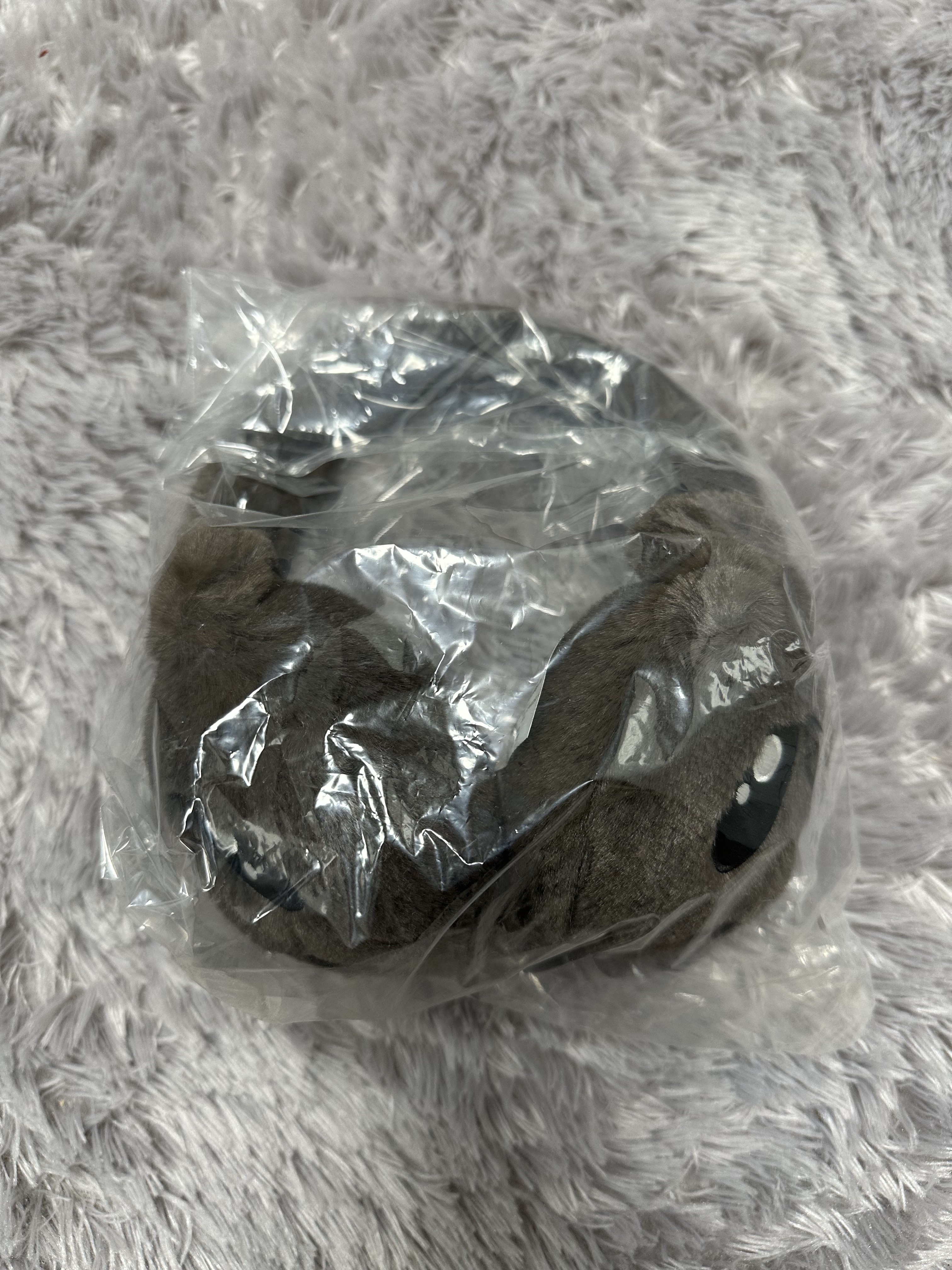 Palace Kawaii Plush Ear Warmer Brown - 25FW 착용 스타일 - 2