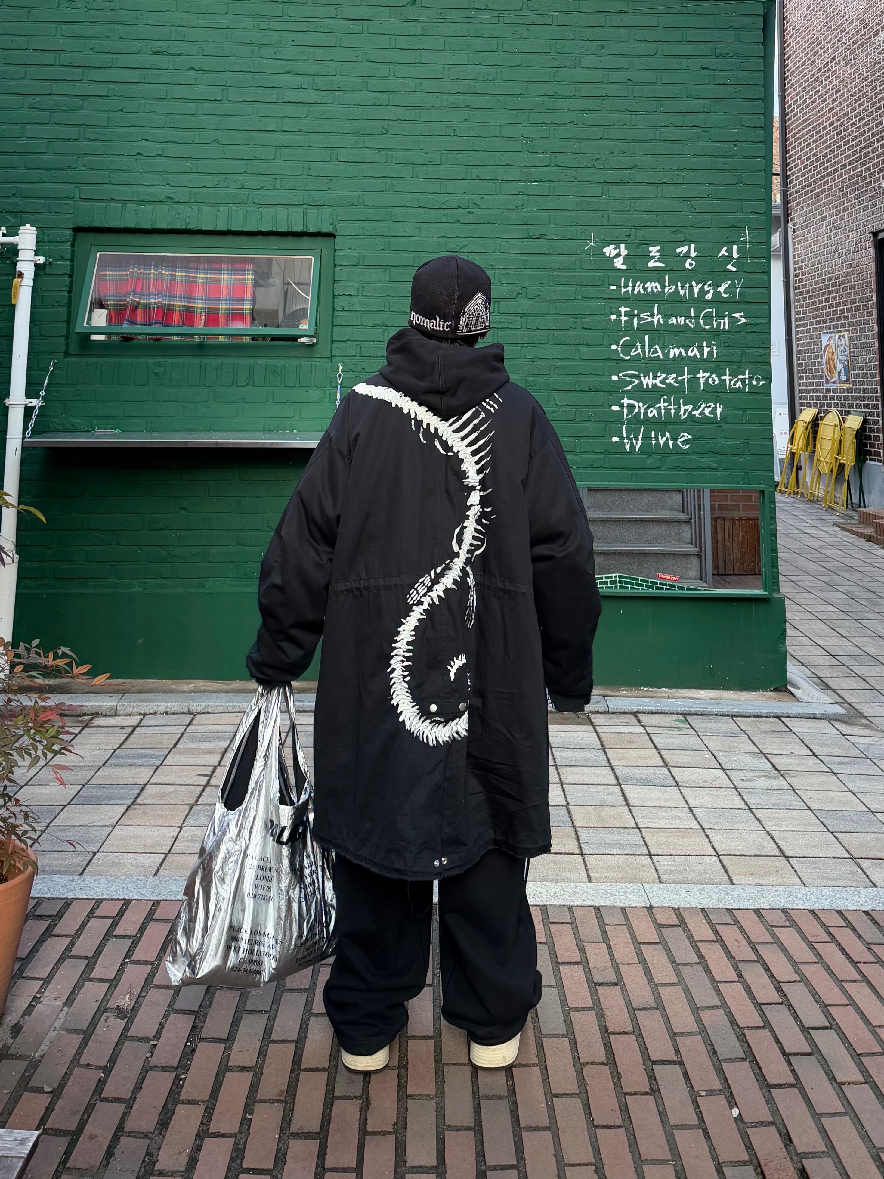 Converse x Drkshdw Turbowpn Black Cream, Palace Palace Shop Reusable Bag Silver - 22FW 착용 스타일 - 7