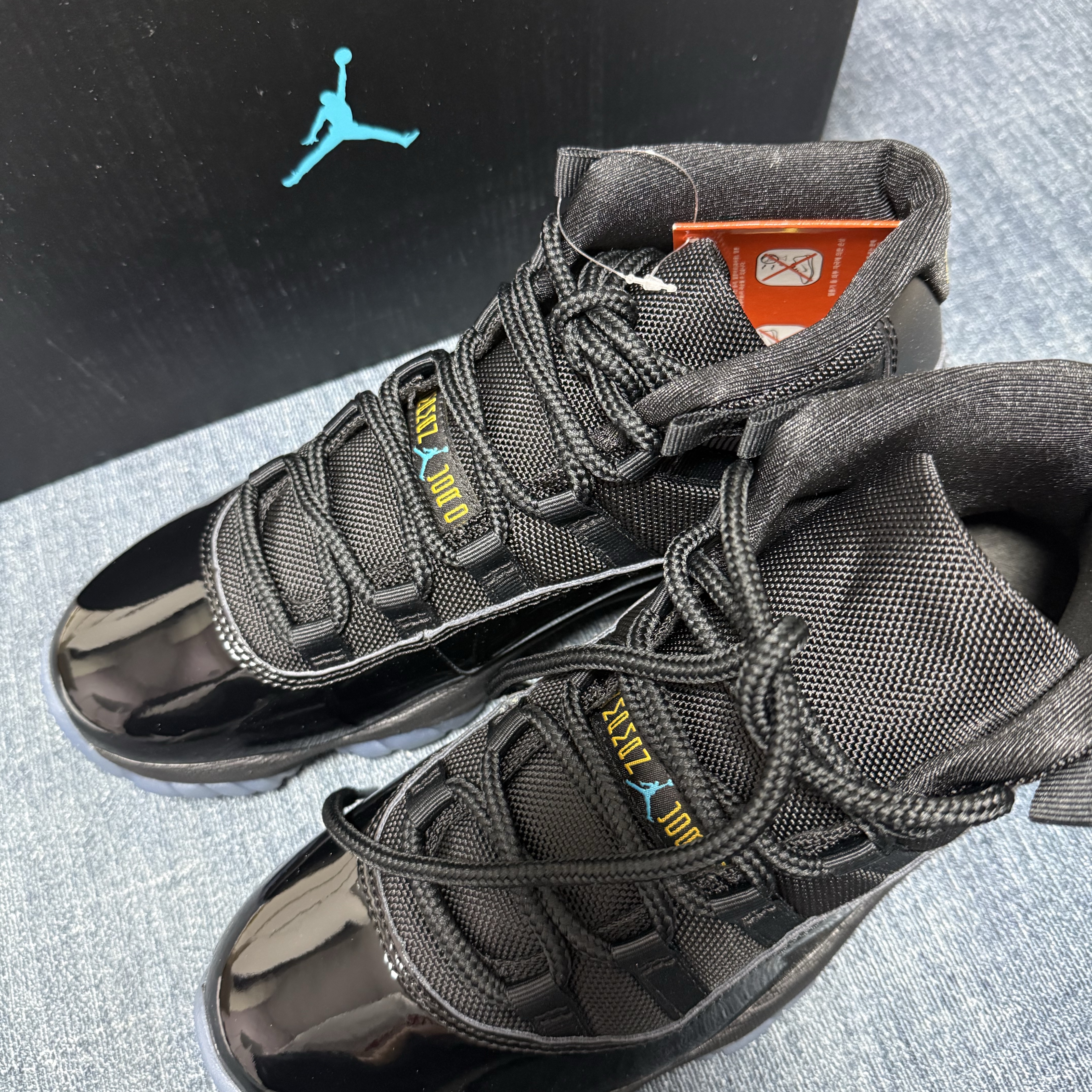 Jordan 11 Retro Gamma 착용 스타일
