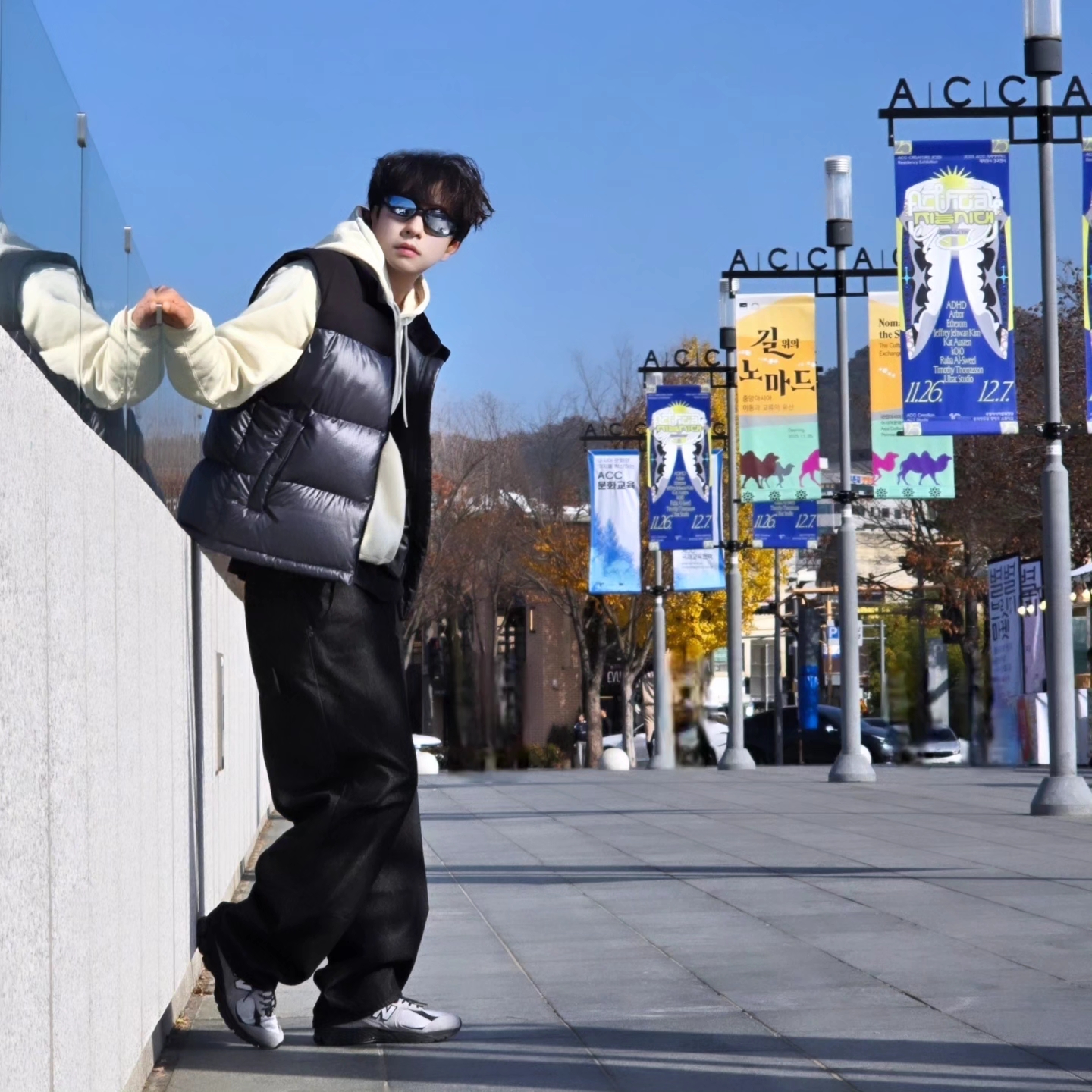 The North Face Novelty Nuptse Vest RDS Dark Gray - 25FW, Nike Club Fleece Pullover Hoodie Light Khaki 착용 스타일 - 2