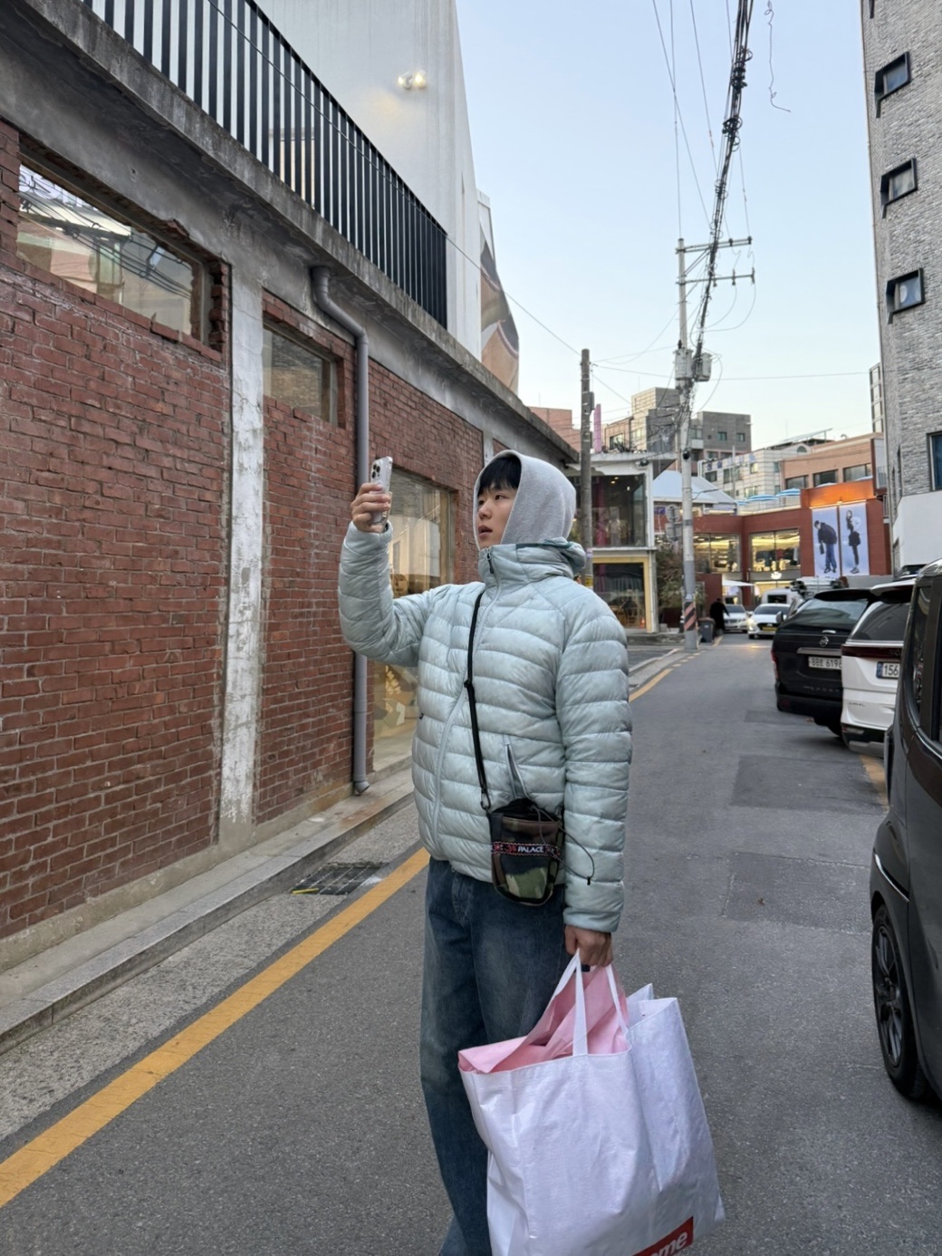 Palace Polartec OM Cinch Bag Woodland Camo - 25FW 착용 스타일