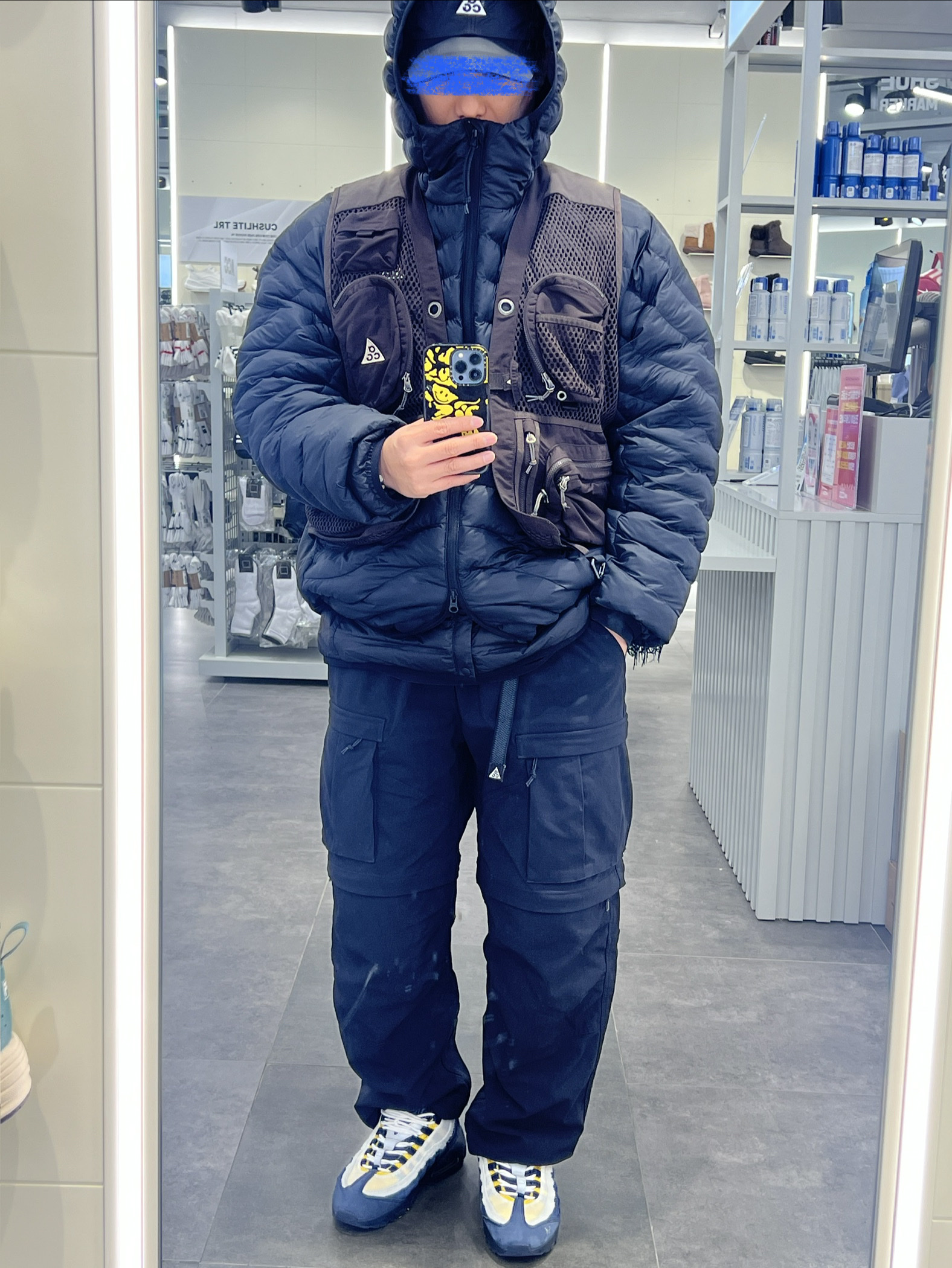 Nike ACG Buttles Vest Velvet Brown - Asia, Nike ACG Lava Flow Therma-Fit ADV Jacket Black Summit White - Asia 착용 스타일