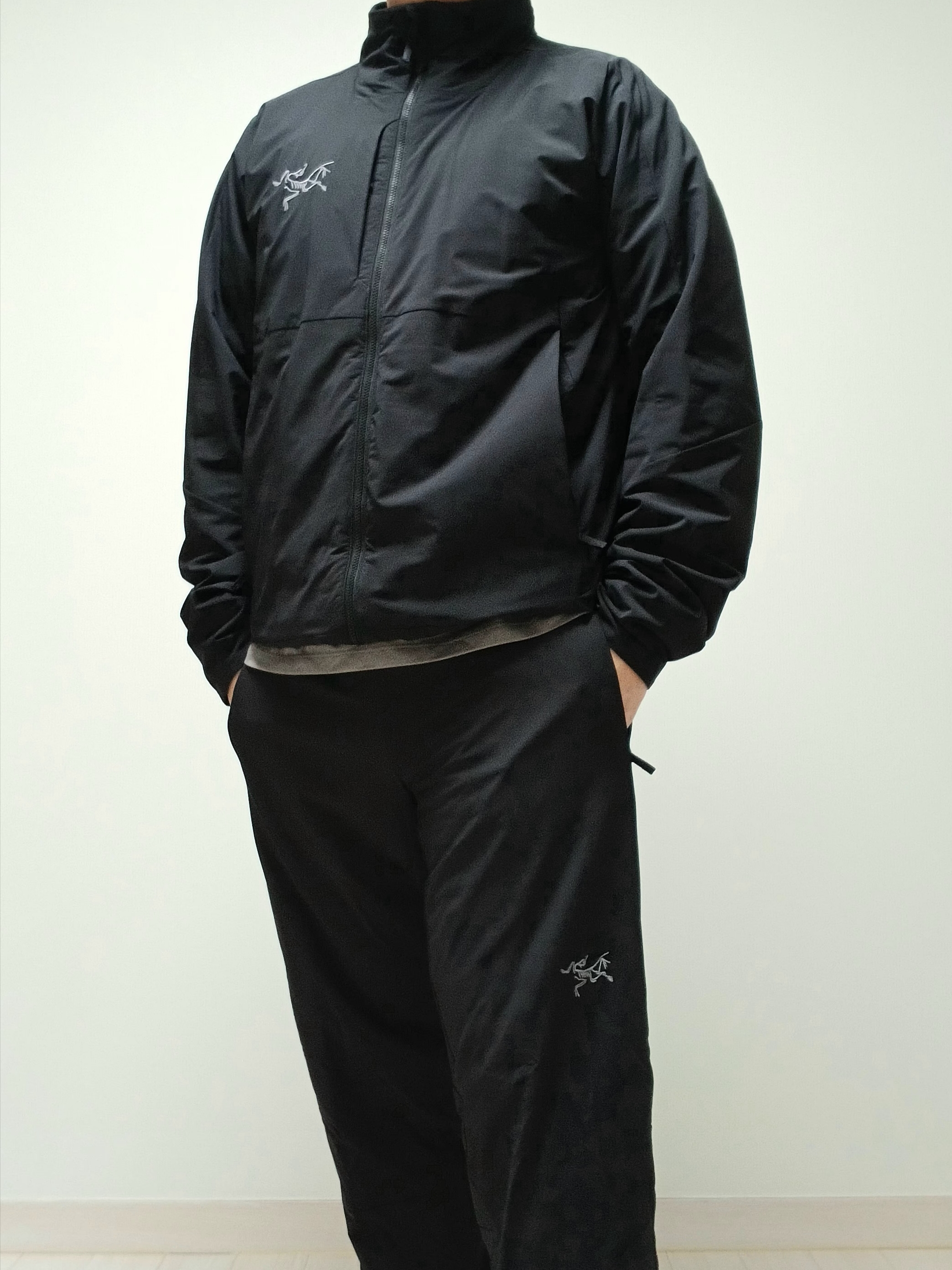 Arc'teryx Allium Insulated Jacket Black 착용 스타일 - 6