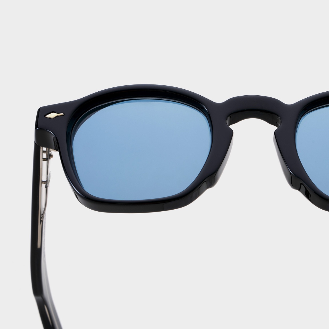 Jacques Marie Mage Zephirin 44 Azure Lenses Titan Silver 착용 스타일 - 7