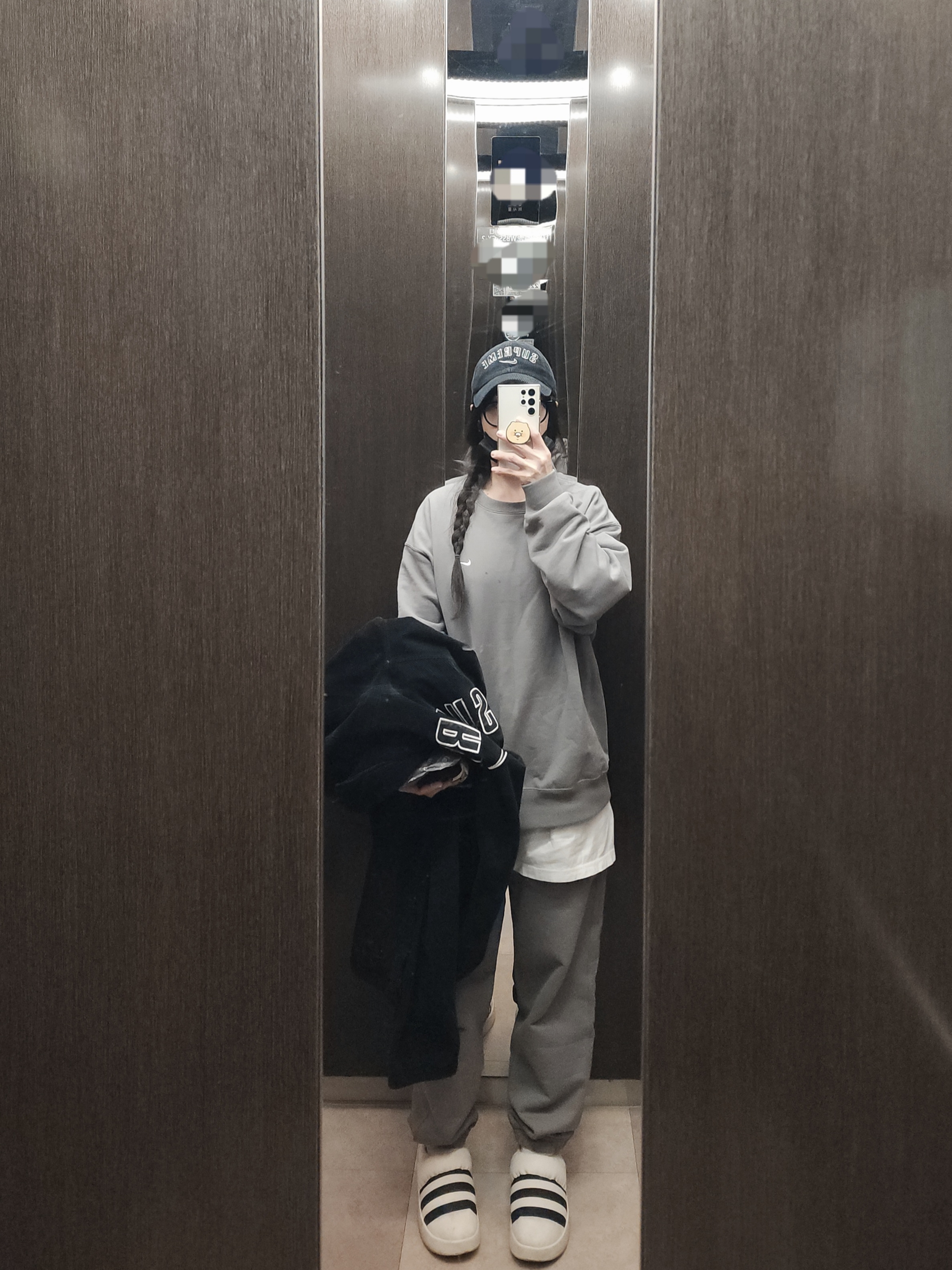 Nike Solo Swoosh French Terry Pants Flat Pewter - Asia, Nike Solo Swoosh French Terry Crew Flat Pewter - Asia 착용 스타일