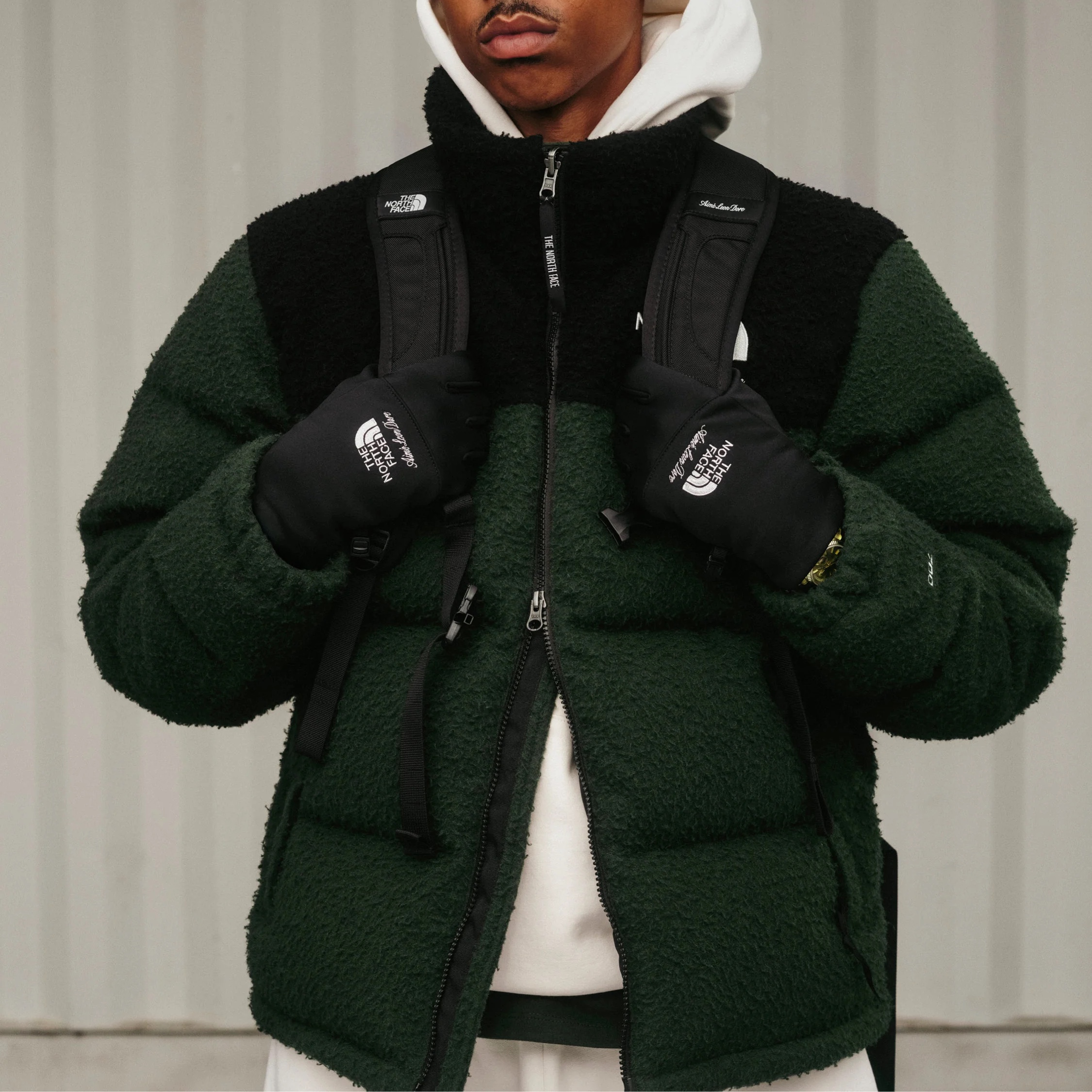 Aime Leon Dore x The North Face Etip Gloves Black 착용 스타일
