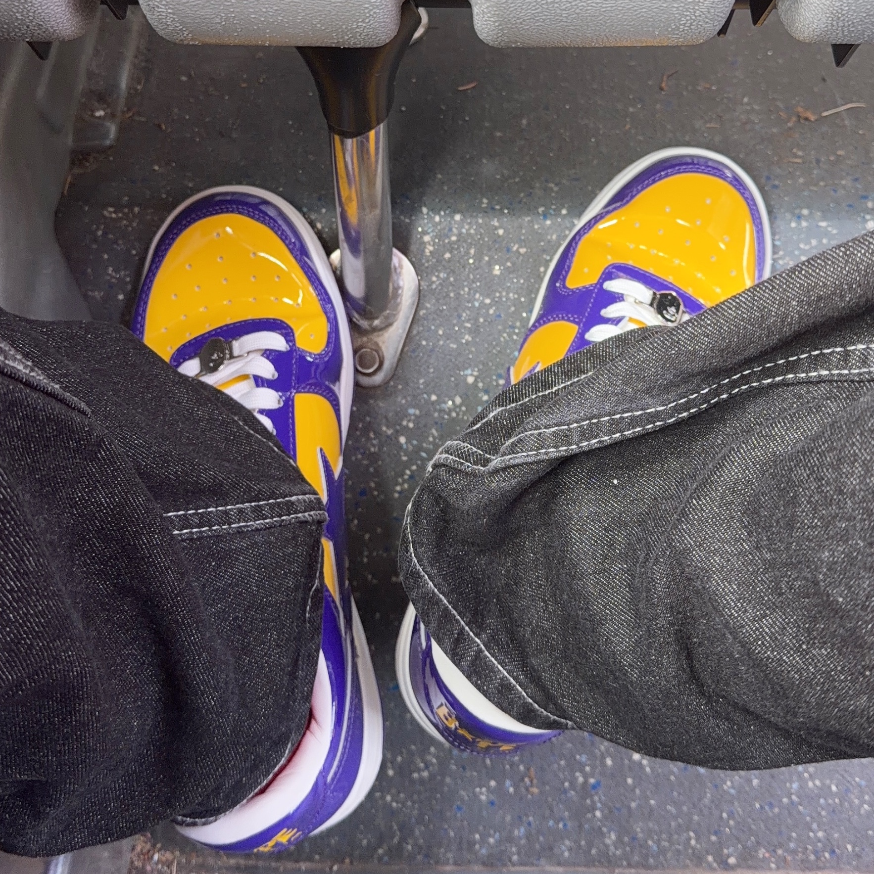 BAPE Sta #4 Purple 착용 스타일