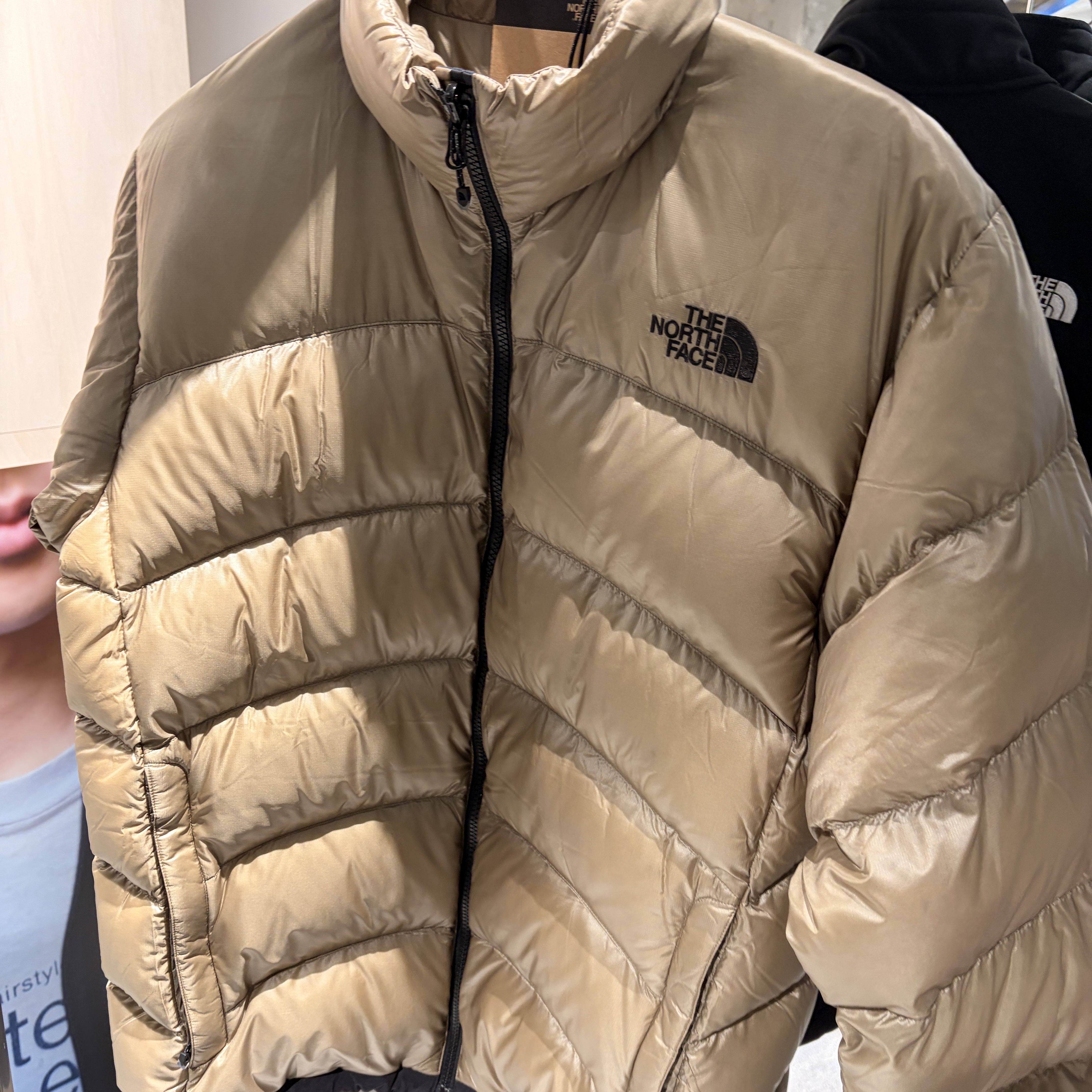 The North Face Zip-in-Zip Aconcagua Jacket Clay Gray - 24FW 착용 스타일