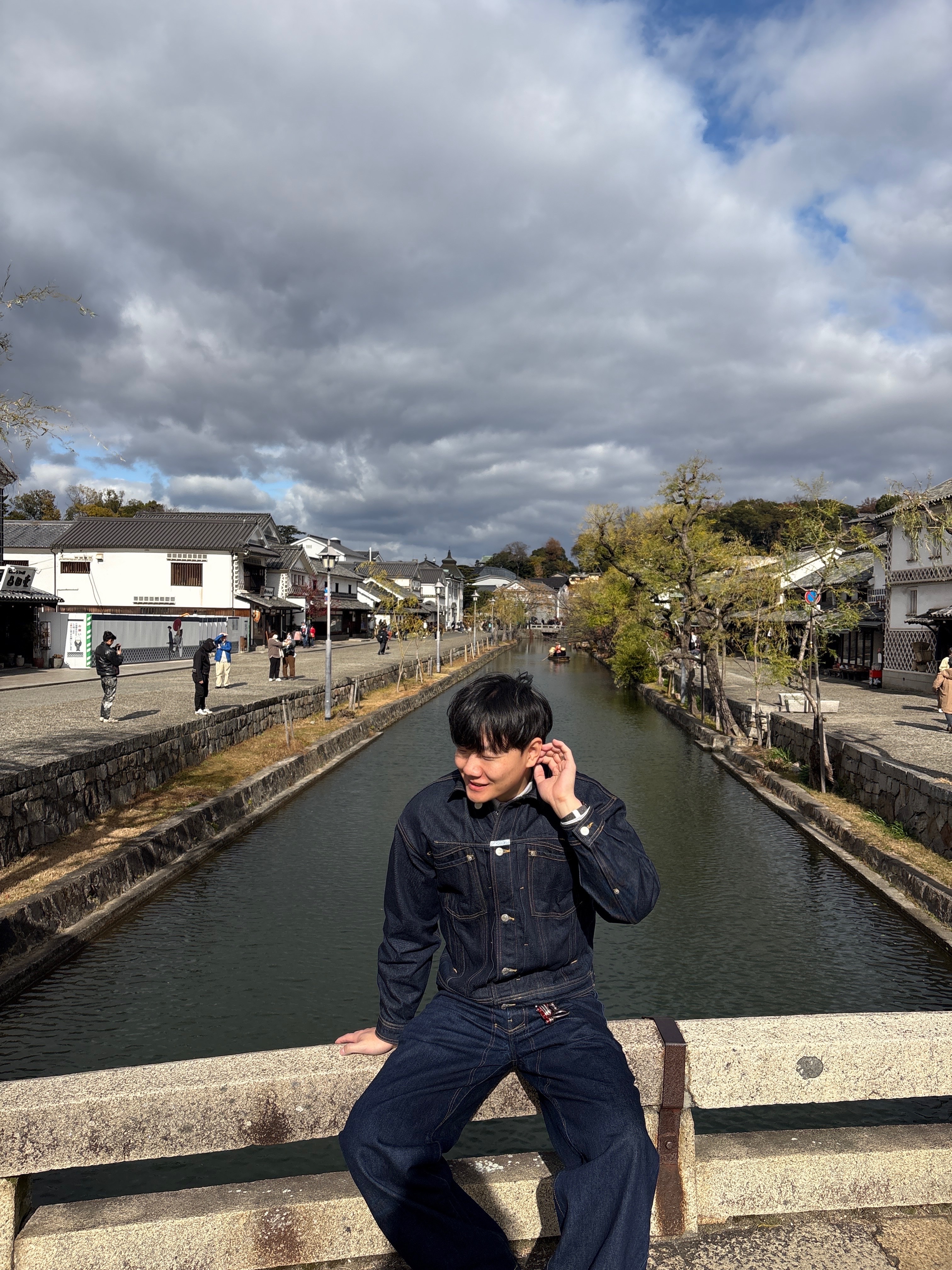Supreme x Marithe Francois Girbaud X-Seam Denim Trucker Jacket Rigid Indigo - 25SS, Supreme x Marithe Francois Girbaud X-Seam Baggy Jean Rigid Indigo - 25SS 착용 스타일 - 2