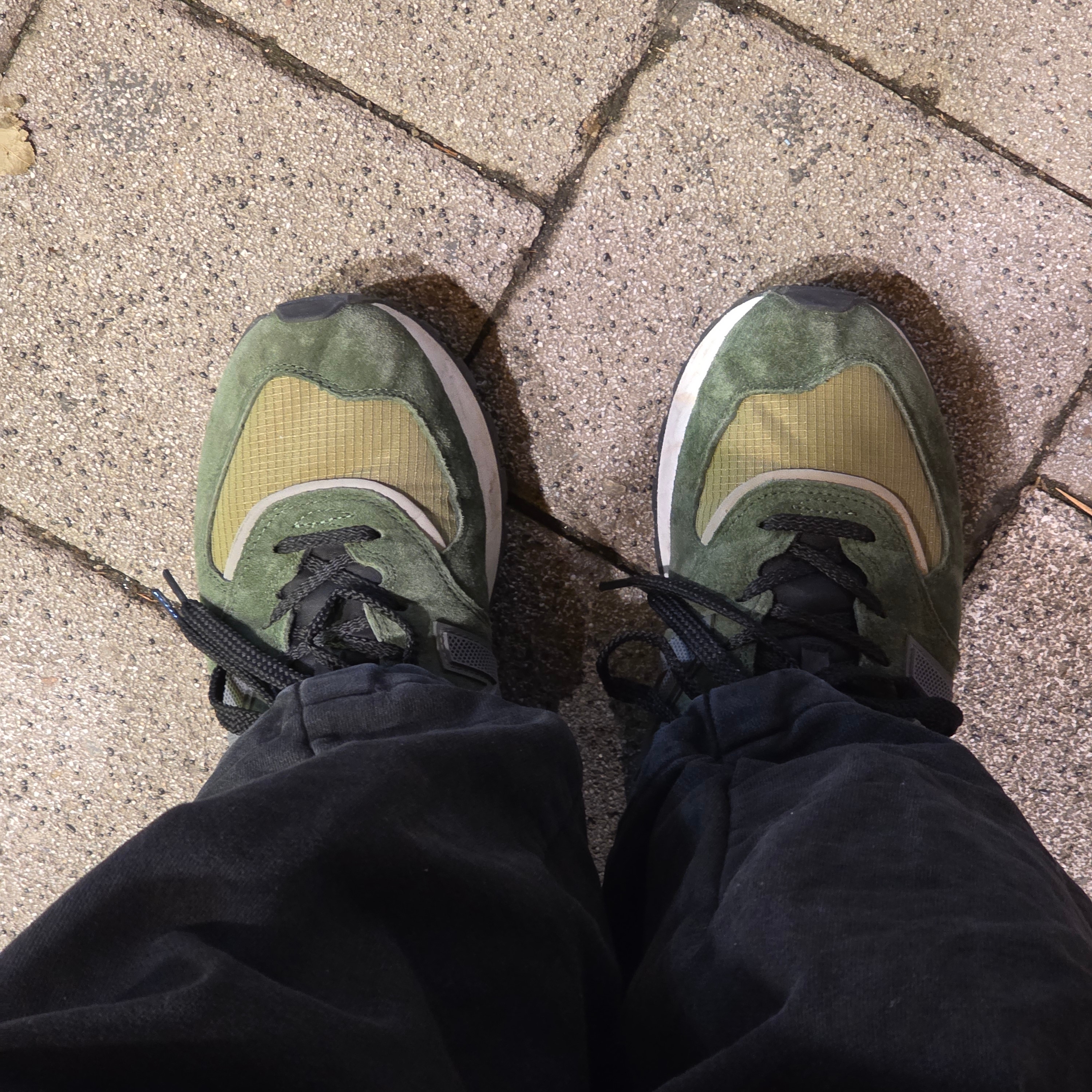 New Balance x Stone Island 574 Legacy Dark Green 착용 스타일