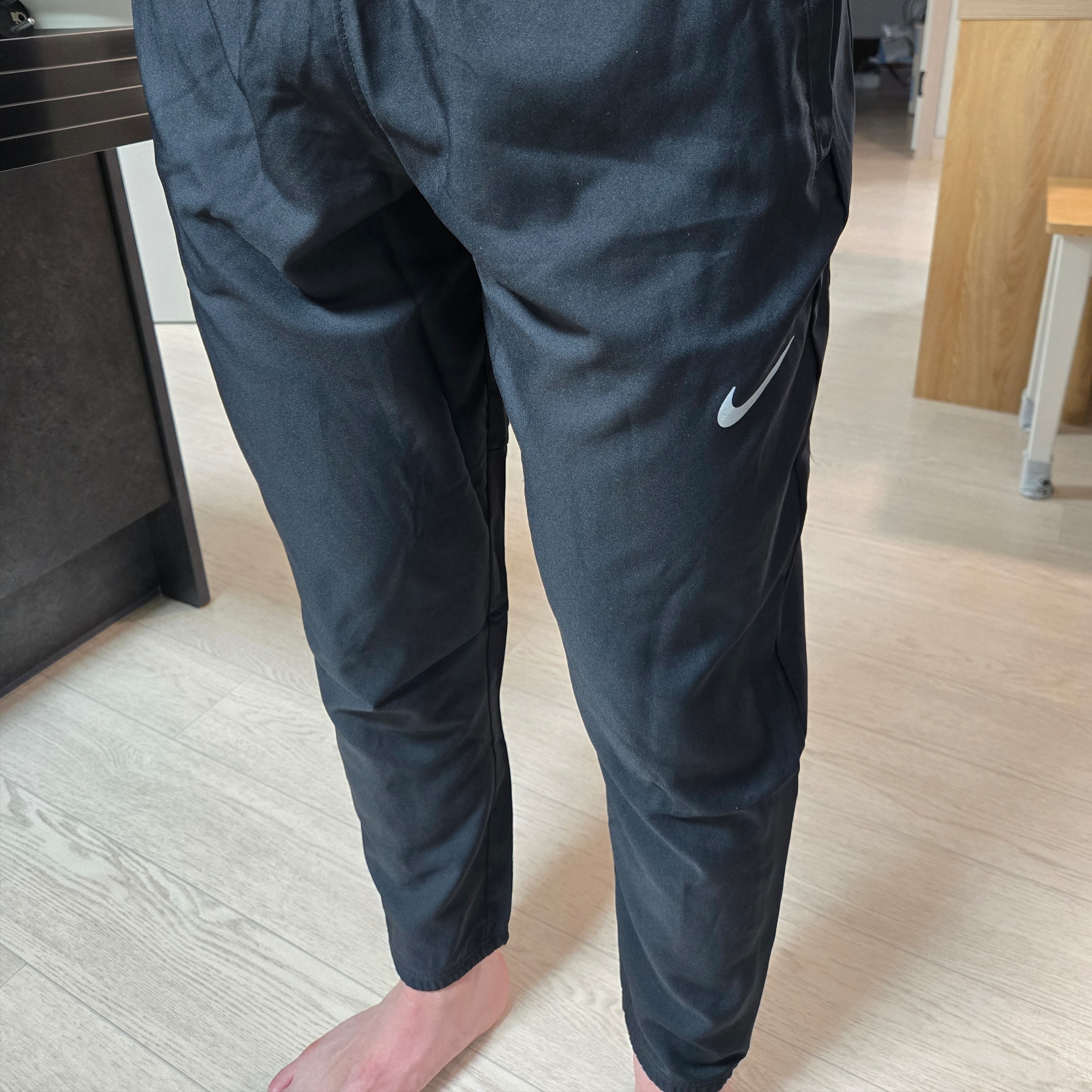 Nike Dri-Fit Challenger Woven Pants Black - Asia 착용 스타일