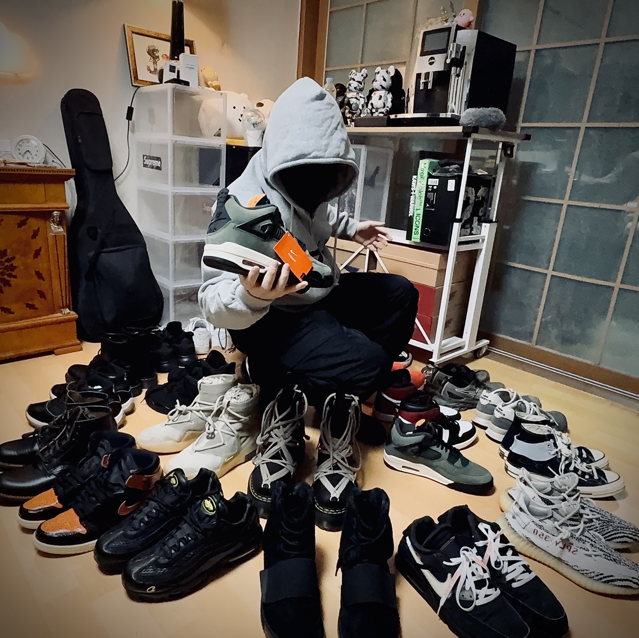 Jordan 4 x Undefeated Retro OG SP Deep Green and Clementine 착용 스타일 - 1