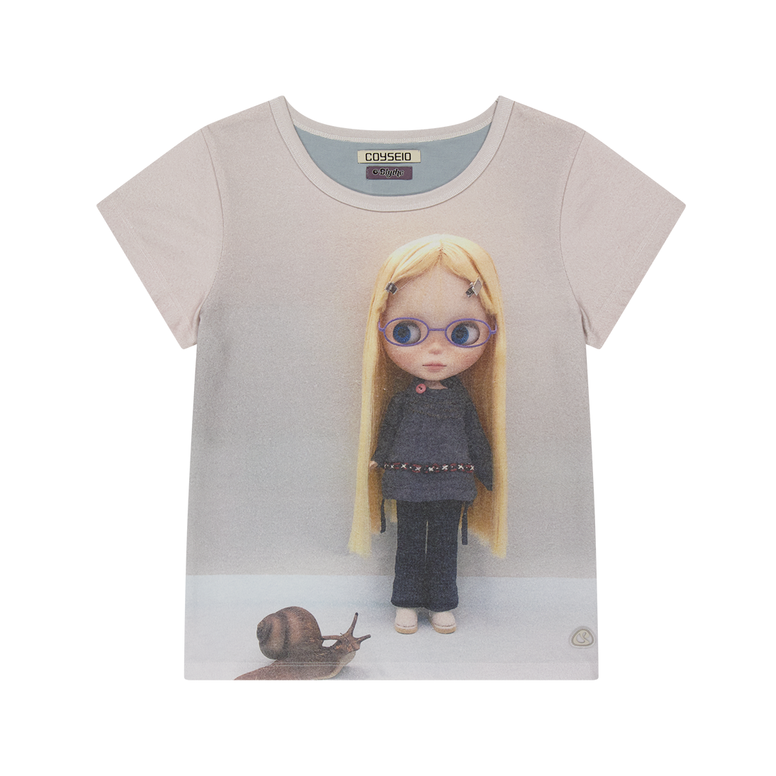 CY25FSTOTS081 COYSEIO X BLYTHE Graphic T-Shirt Light Blue