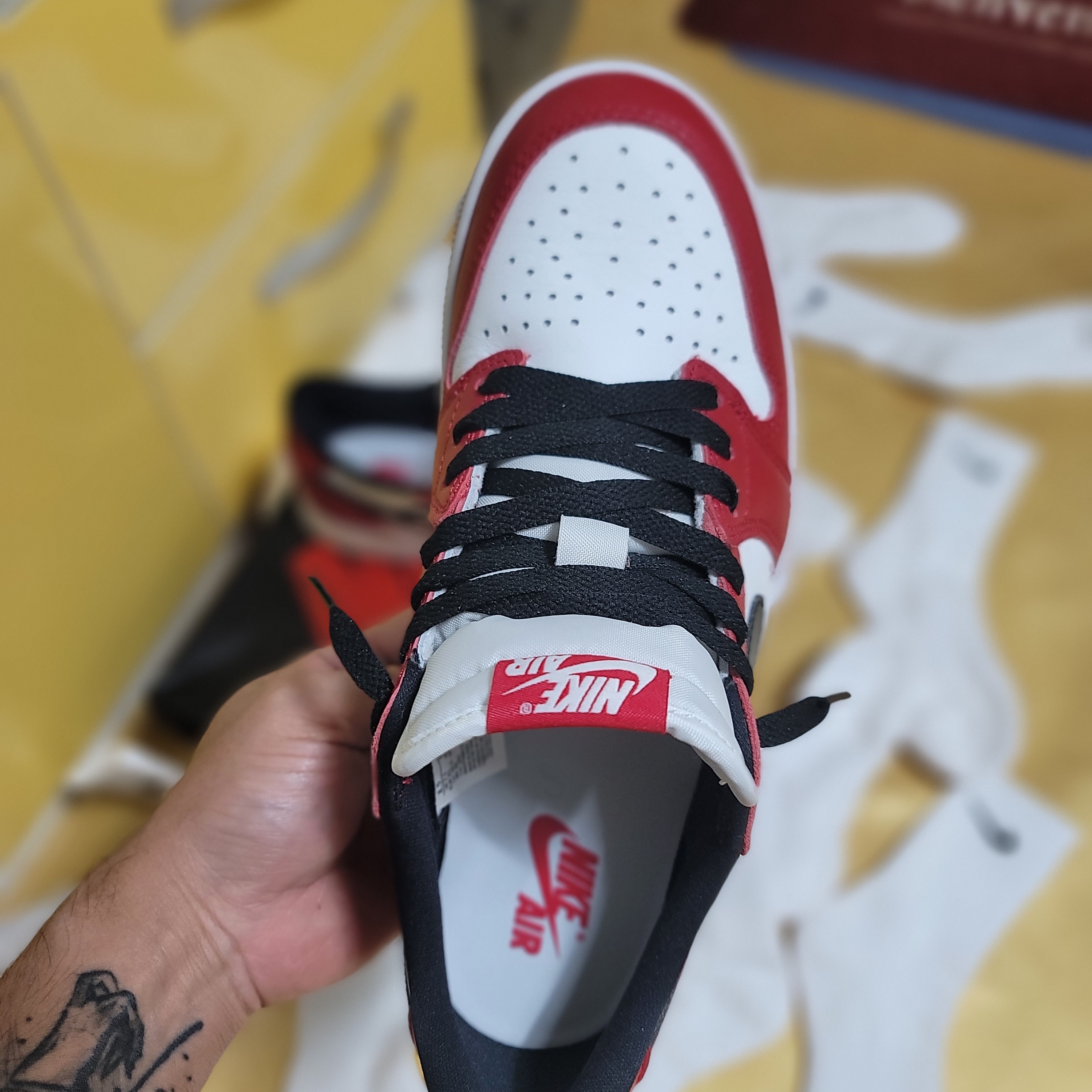 Jordan 1 Retro Low OG Chicago 착용 스타일 - 4