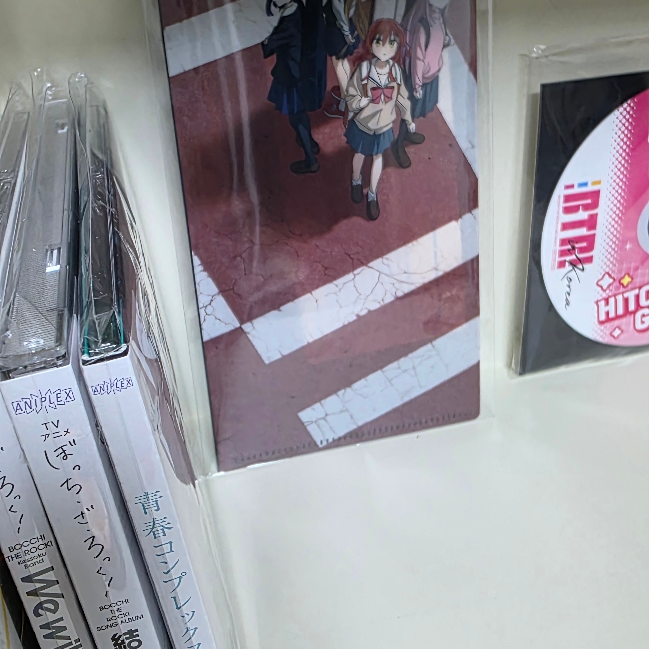 KESSOKUBAND Ticket Holder 착용 스타일
