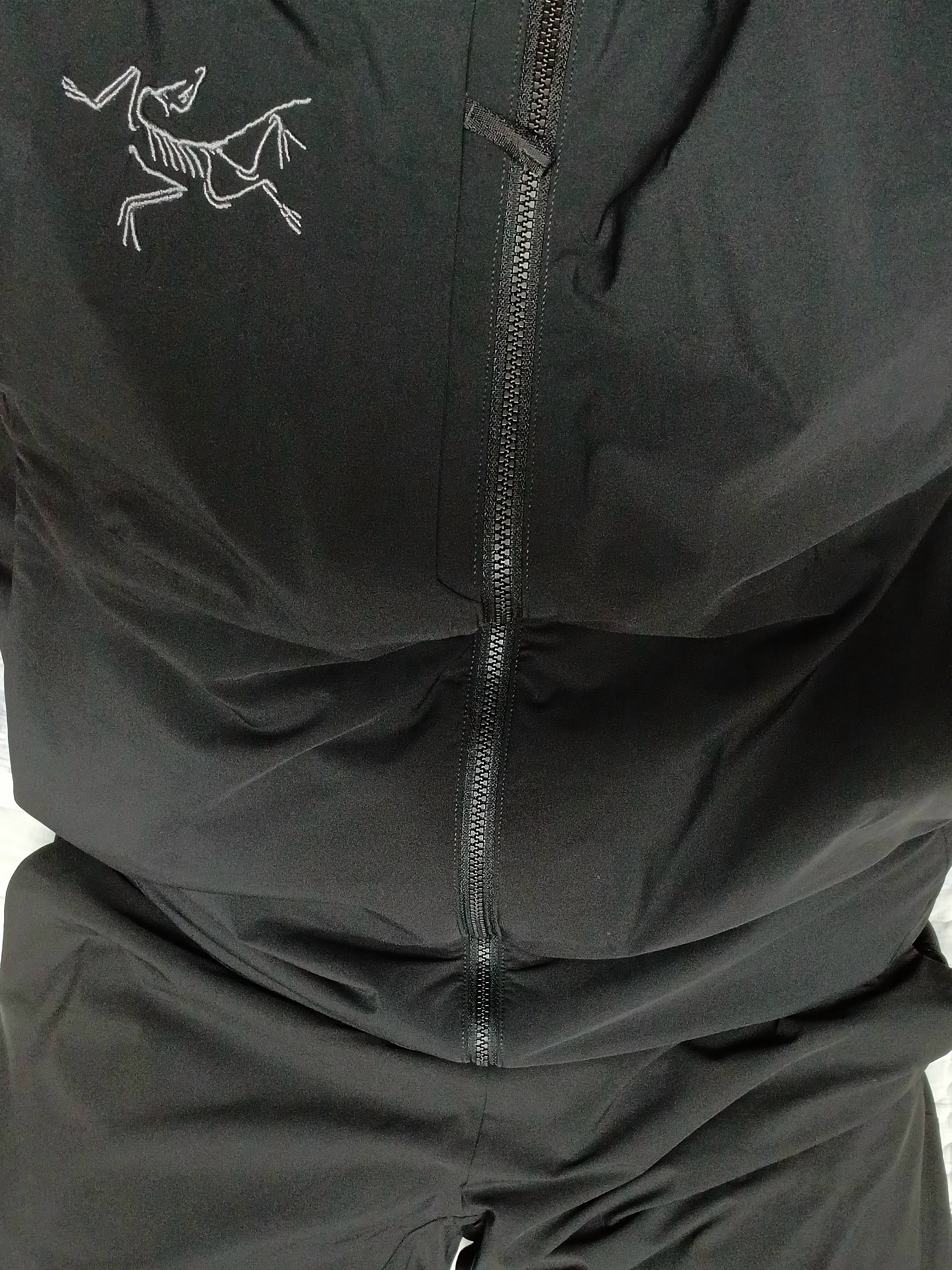 Arc'teryx Small Bird Cap Black, Arc'teryx Kragg SL Cotton LS Shirt White Light 착용 스타일 - 5