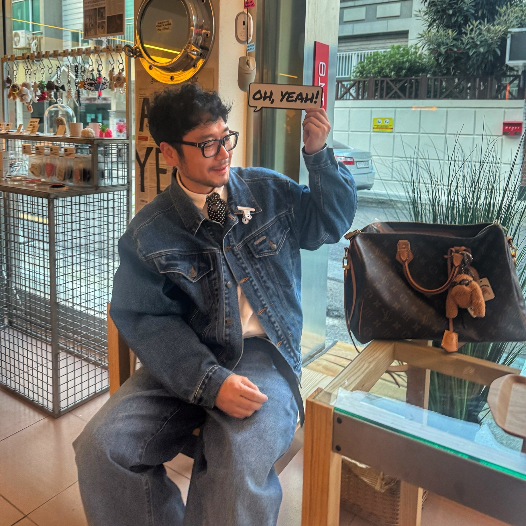 Levi's x Sacai Denim Pants Blue, Maison Mihara Yasuhiro Peterson OG Sole Canvas Low-top Sneakers Natural 착용 스타일 - 4