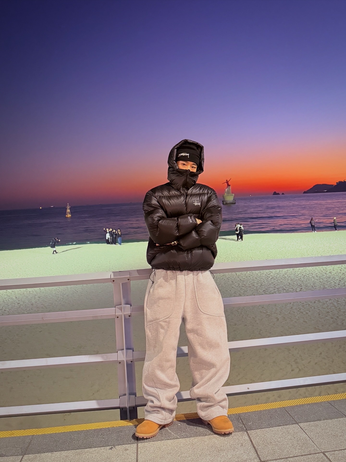 Timberland Premium 6 inch Waterproof Boot Wheat Nubuck - Wide, Stussy Skullcap Chain Stitch Rolled Edge Black 착용 스타일 - 1