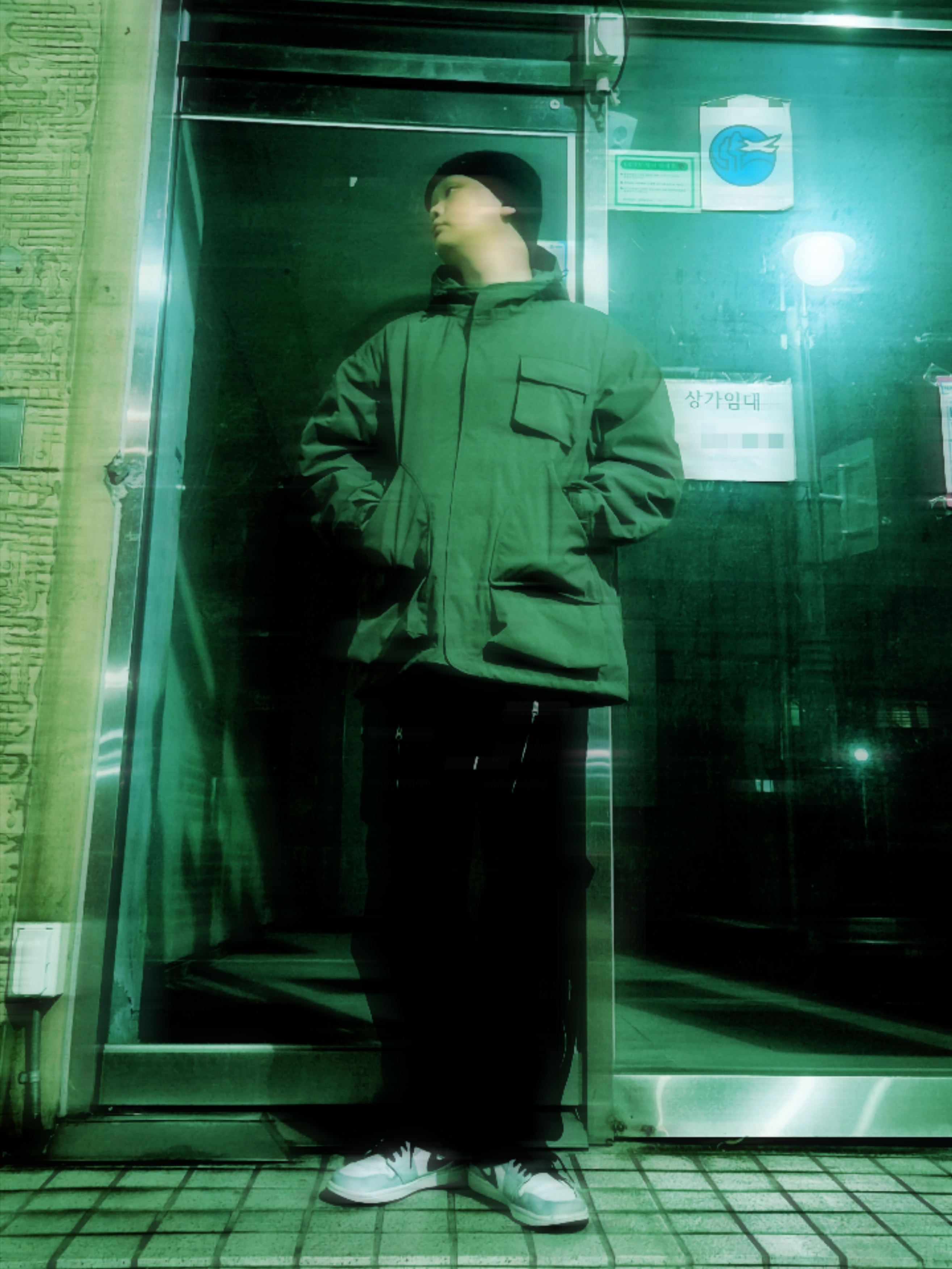 Jordan 1 Low Light Smoke Grey, GU x Engineered Garments Padded Shell Parka Olive 착용 스타일