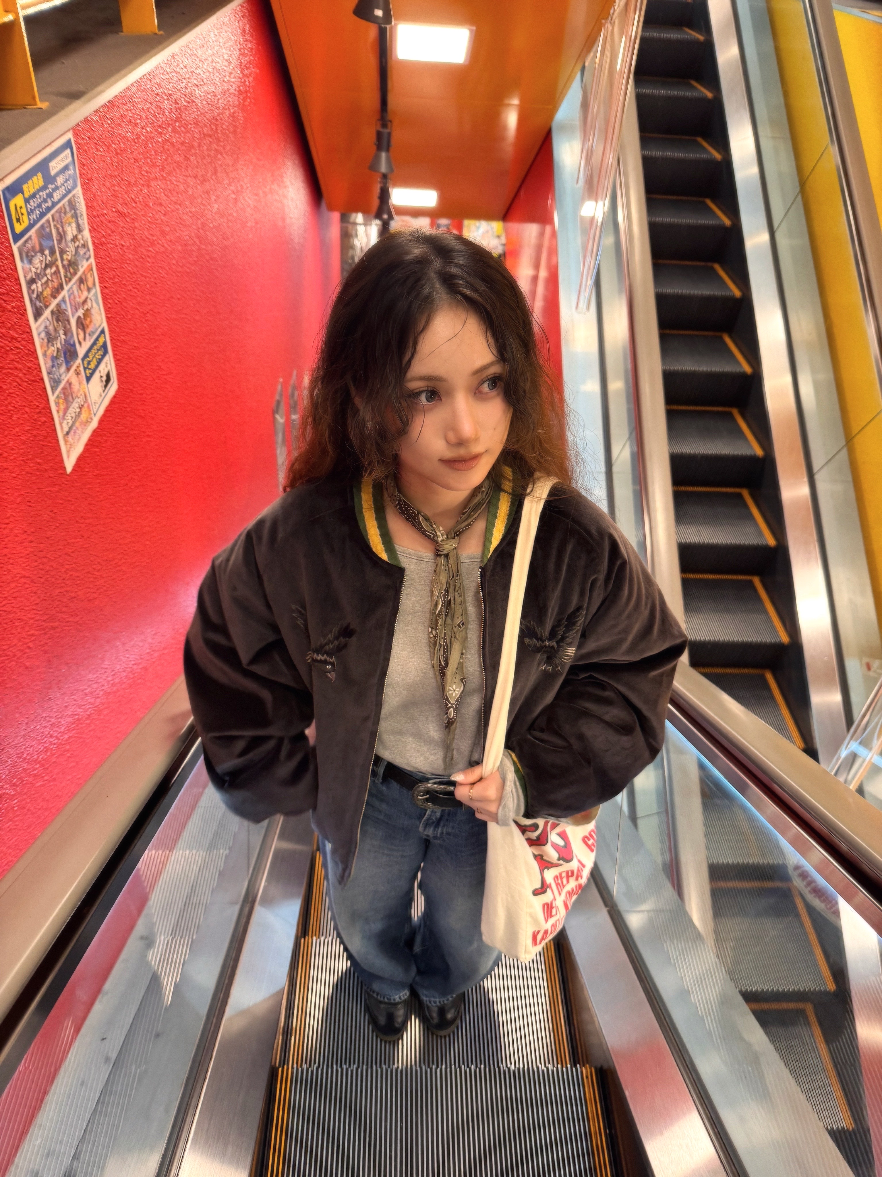 Kapital Raven Skull Bespoke Souvenir Jacket Black, Kapital Washer Silk Neckerchief Cookie Gray Khaki 착용 스타일