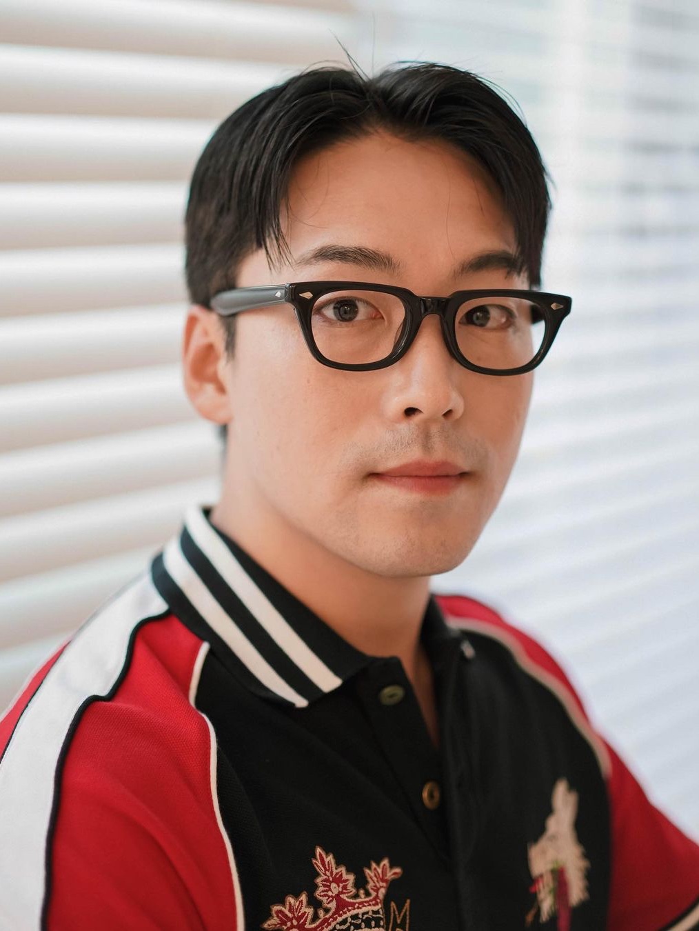 lash Cooper Black 착용 스타일