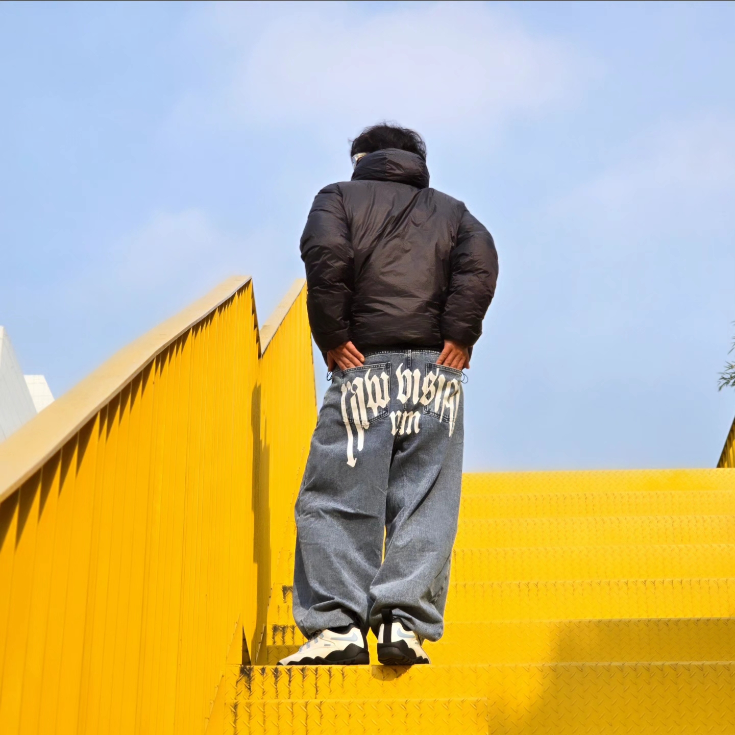 Honda H-Tech Non Quilting Hoodie Jacket Black, NOMANUAL Raw Vision Denim Pants White Blue 착용 스타일 - 1