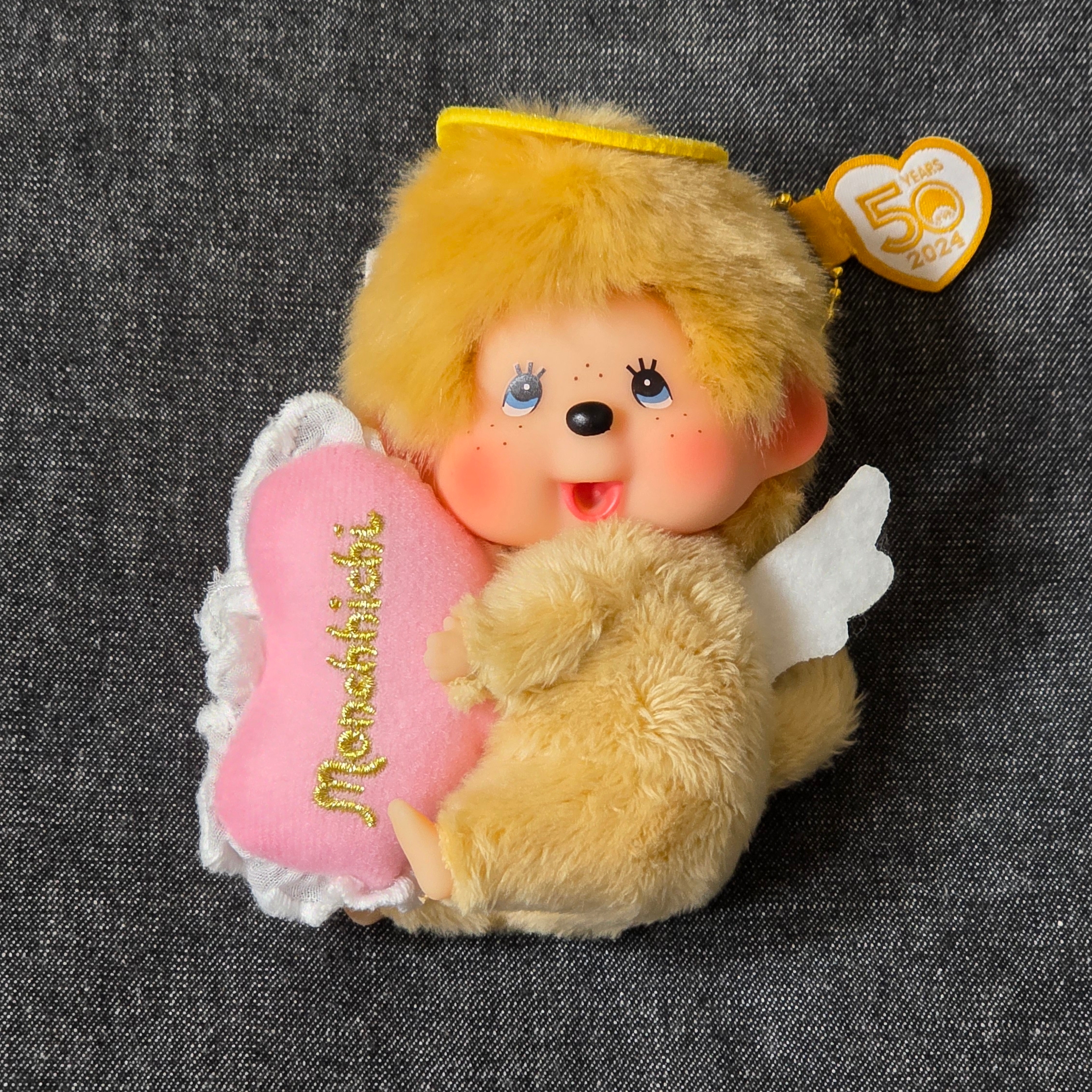 Monchhichi Love Happy Angel Monchhichi Big Head SS Keychain 착용 스타일