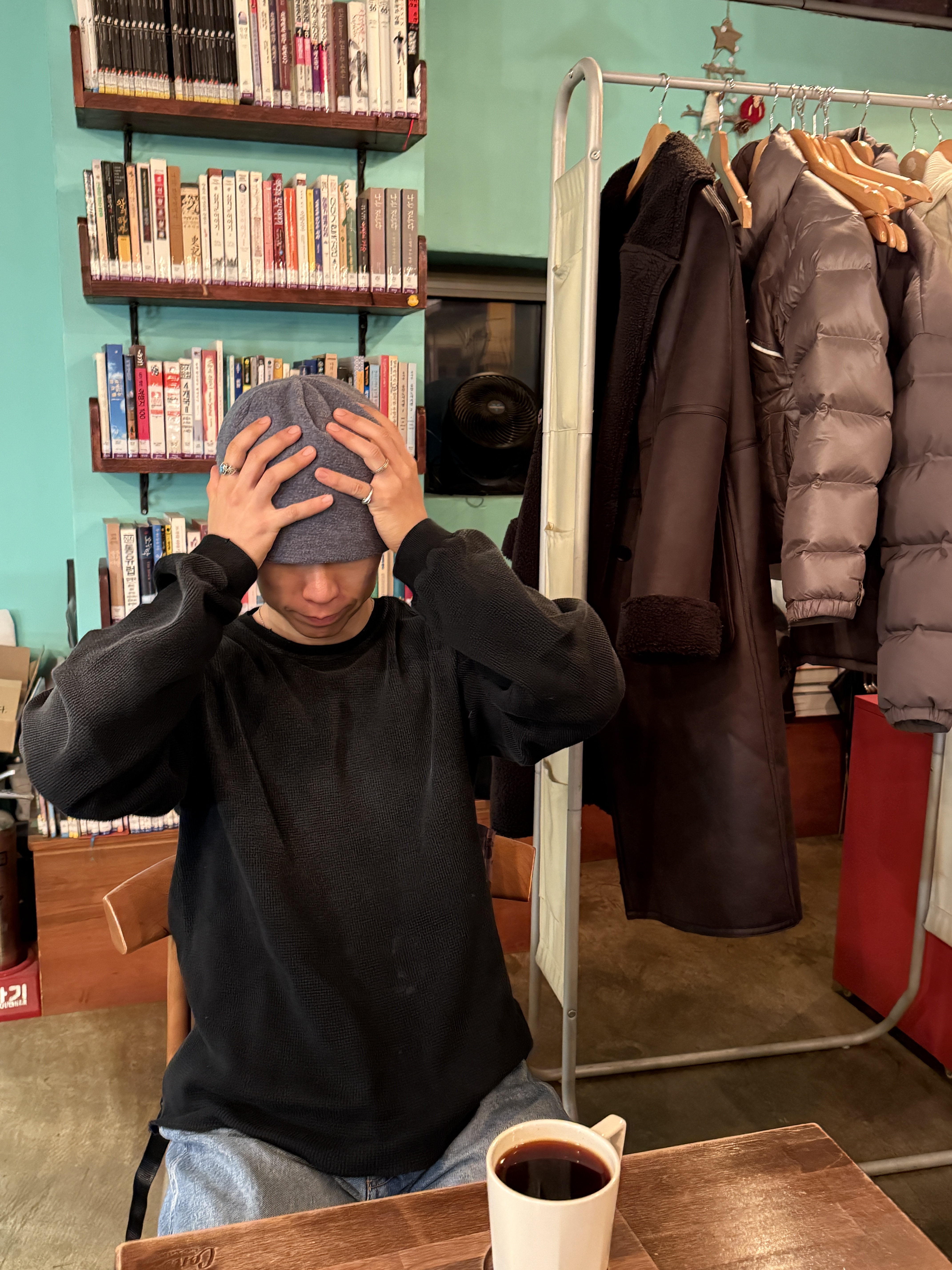 HEYSTE Vintage Thermal Long Sleeve Vintage Black 착용 스타일 - 1