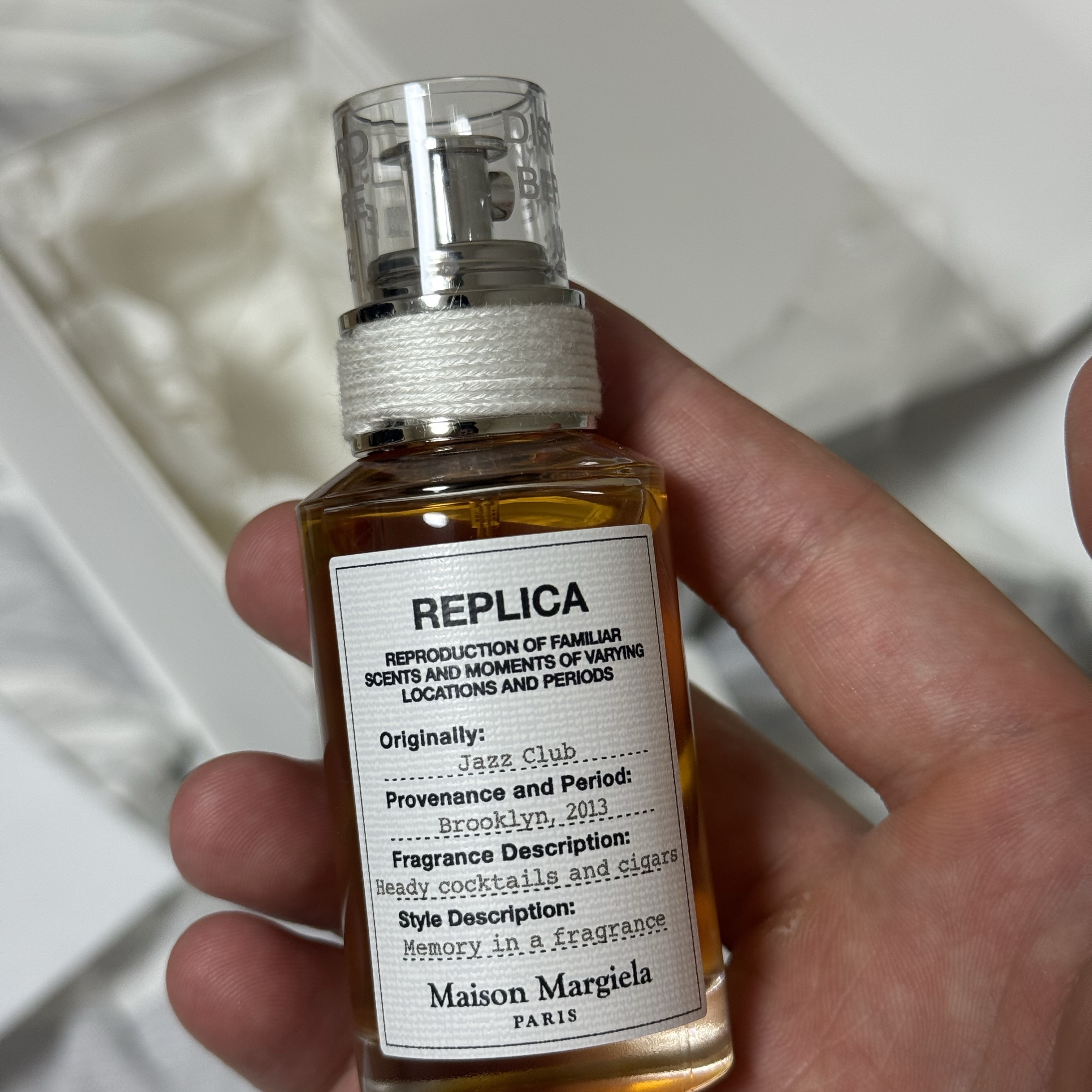 Maison Margiela Replica Jazz Club Eau De Toilette 30ml 착용 스타일 - 2