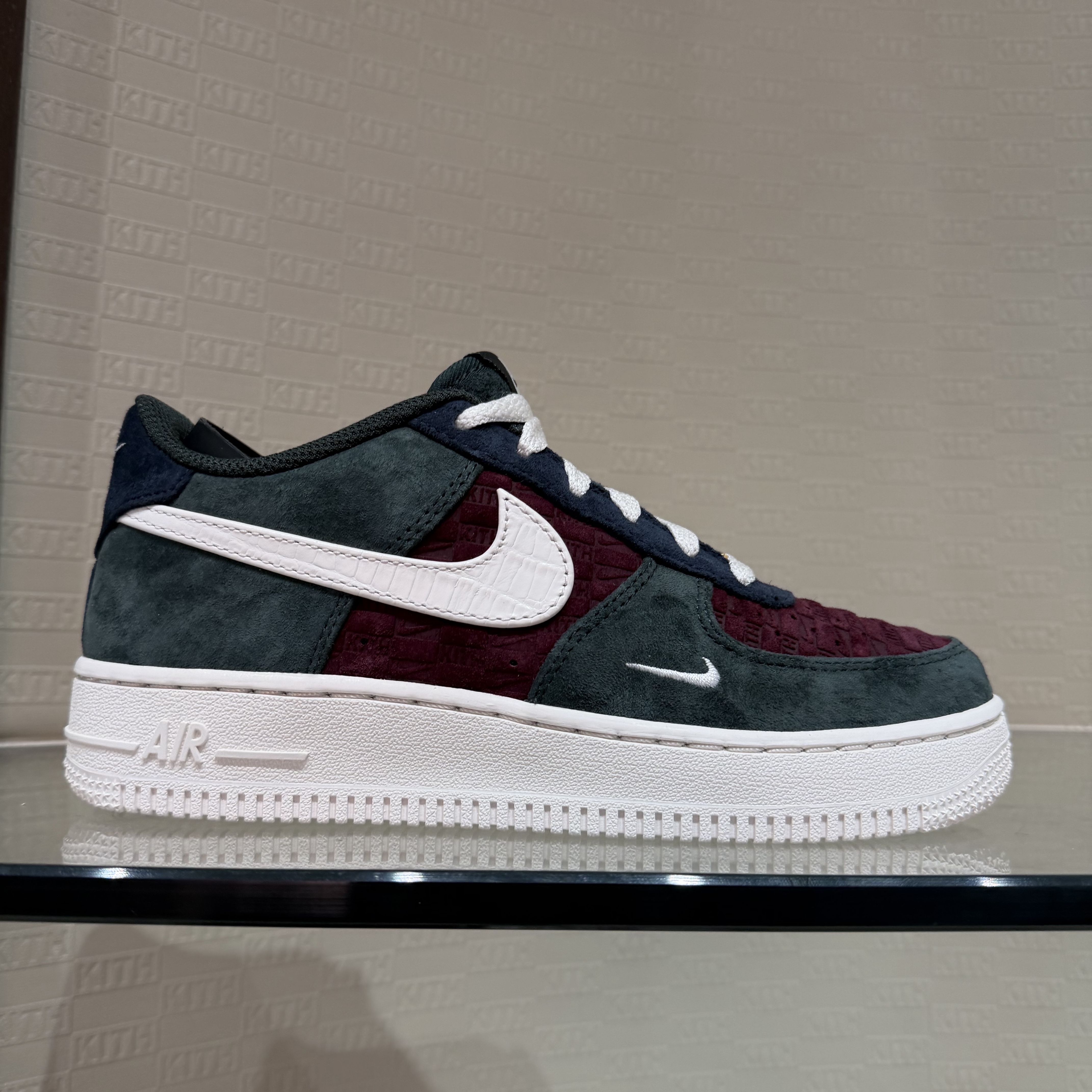 (GS) Nike x Kith Air Force 1 Low Lace Night Maroon Phantom 착용 스타일