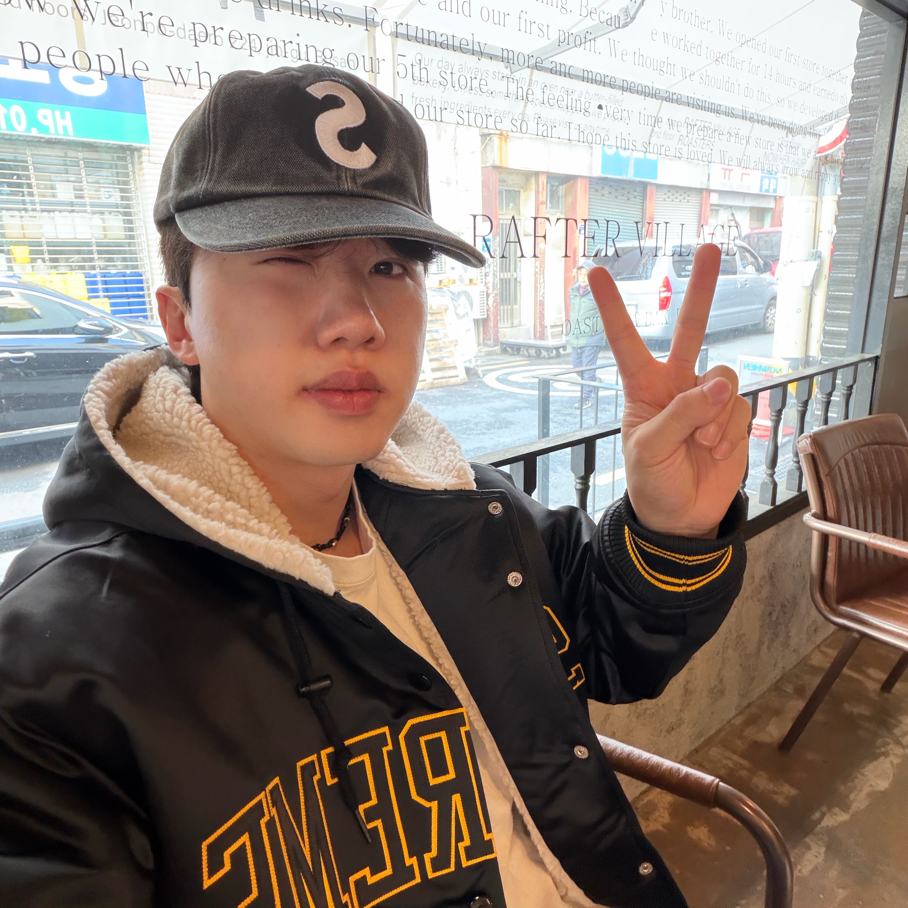 Supreme Mitchell & Ness Lined Hooded Satin Varsity Jacket Black - 25FW, Maison Mihara Yasuhiro Peterson OG Sole Canvas Low-top Sneakers Natural 착용 스타일 - 3