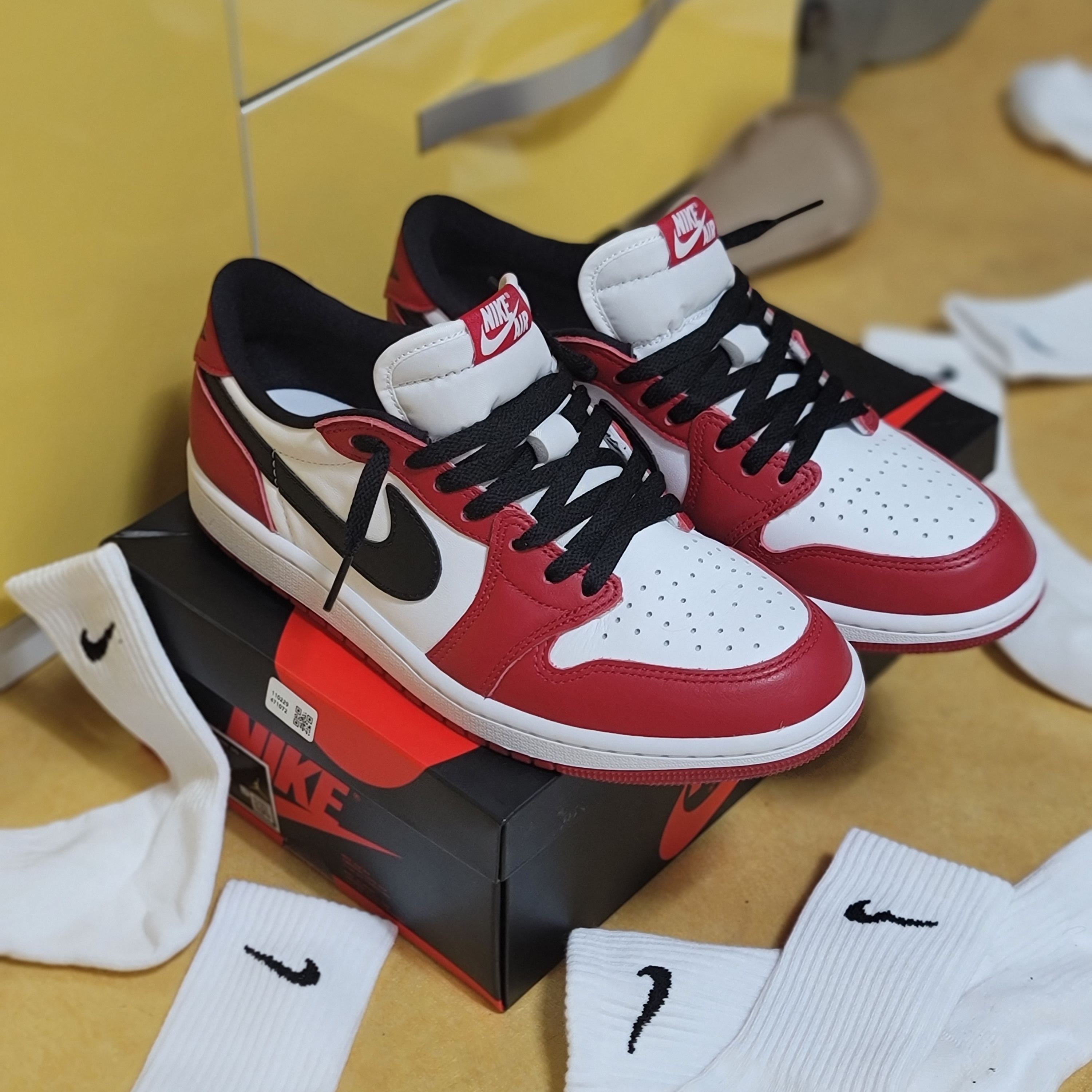 Jordan 1 Retro Low OG Chicago 착용 스타일 - 2