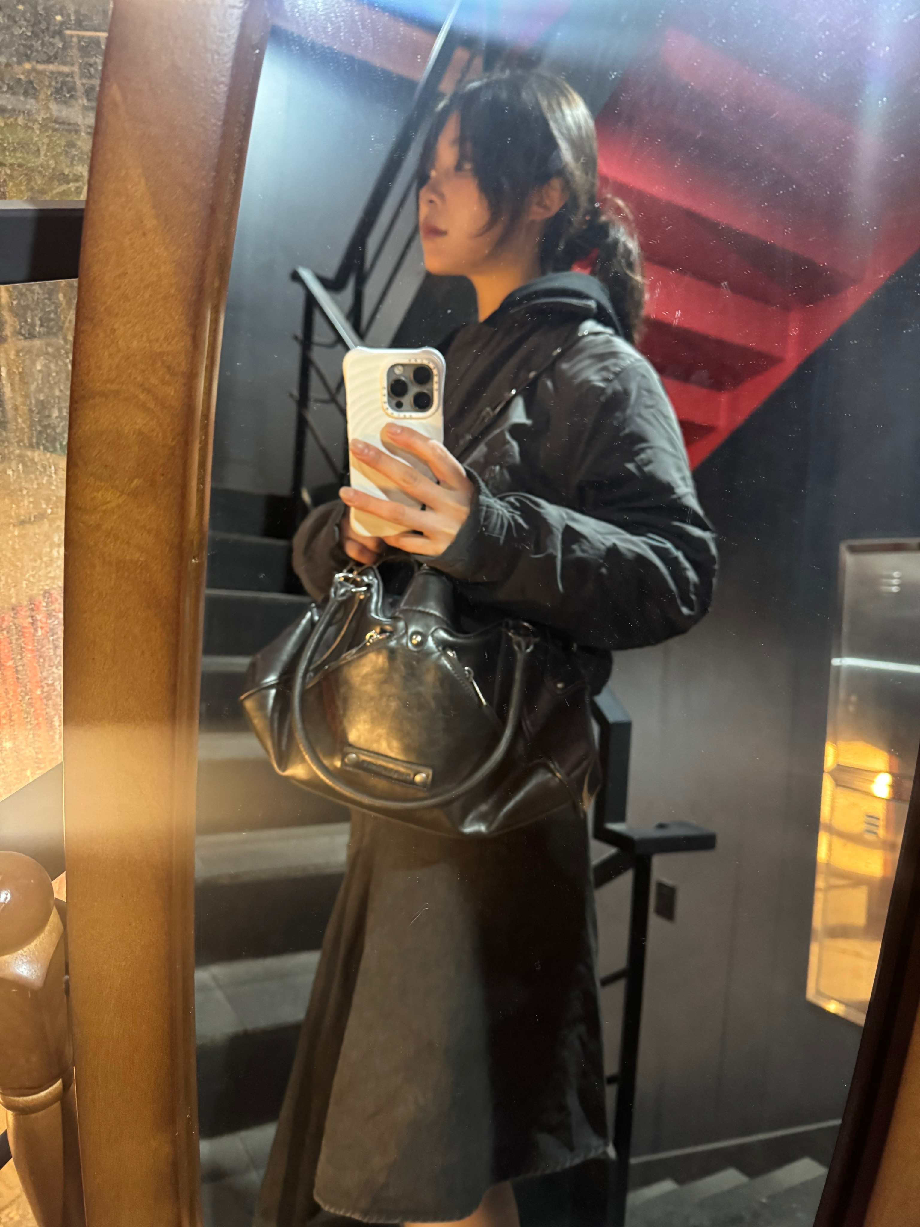 Sansan Gear Bomber Jacket Black 착용 스타일