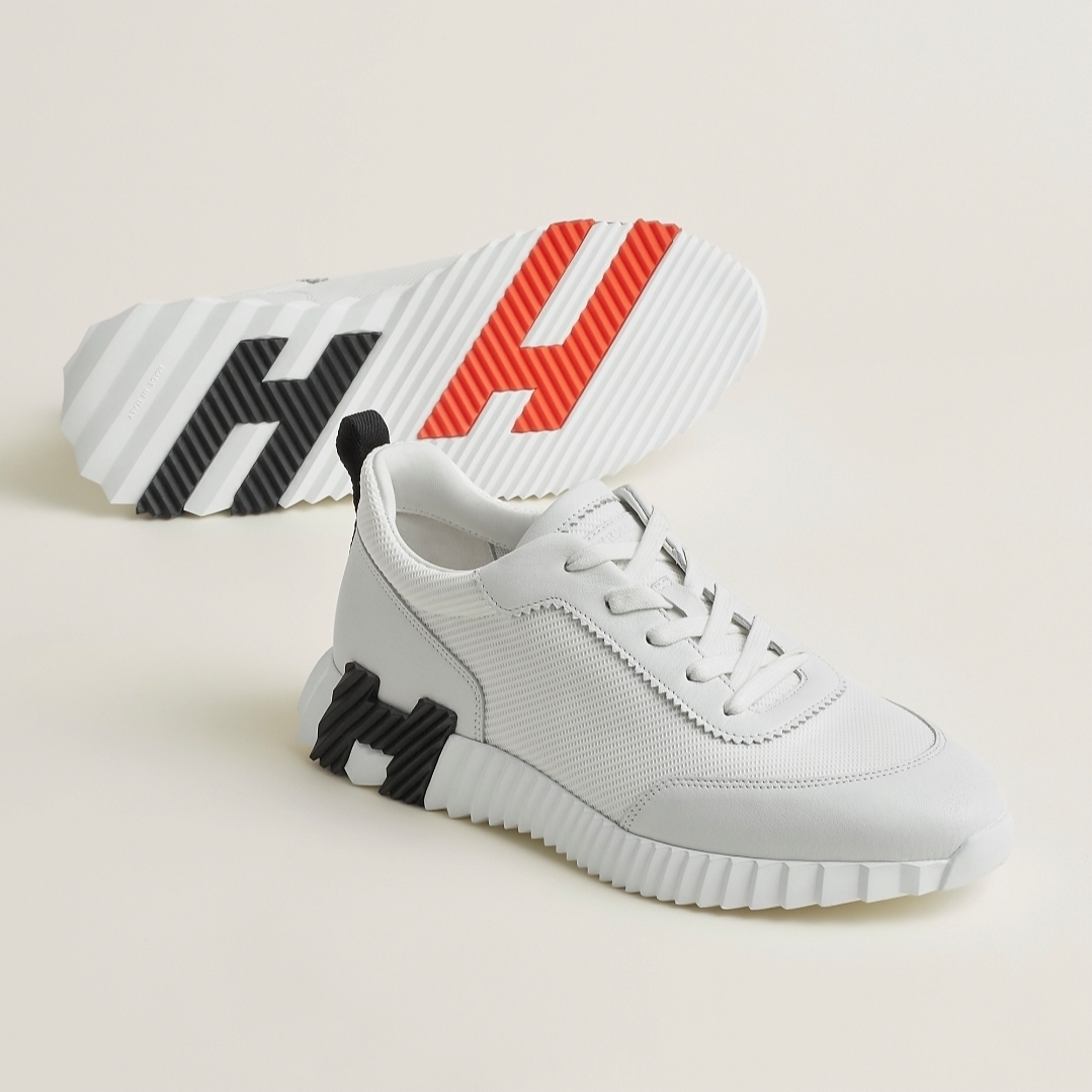 Hermes Bouncing Sneakers Technical Mesh Sport Goatskin & Blanc 착용 스타일 - 1