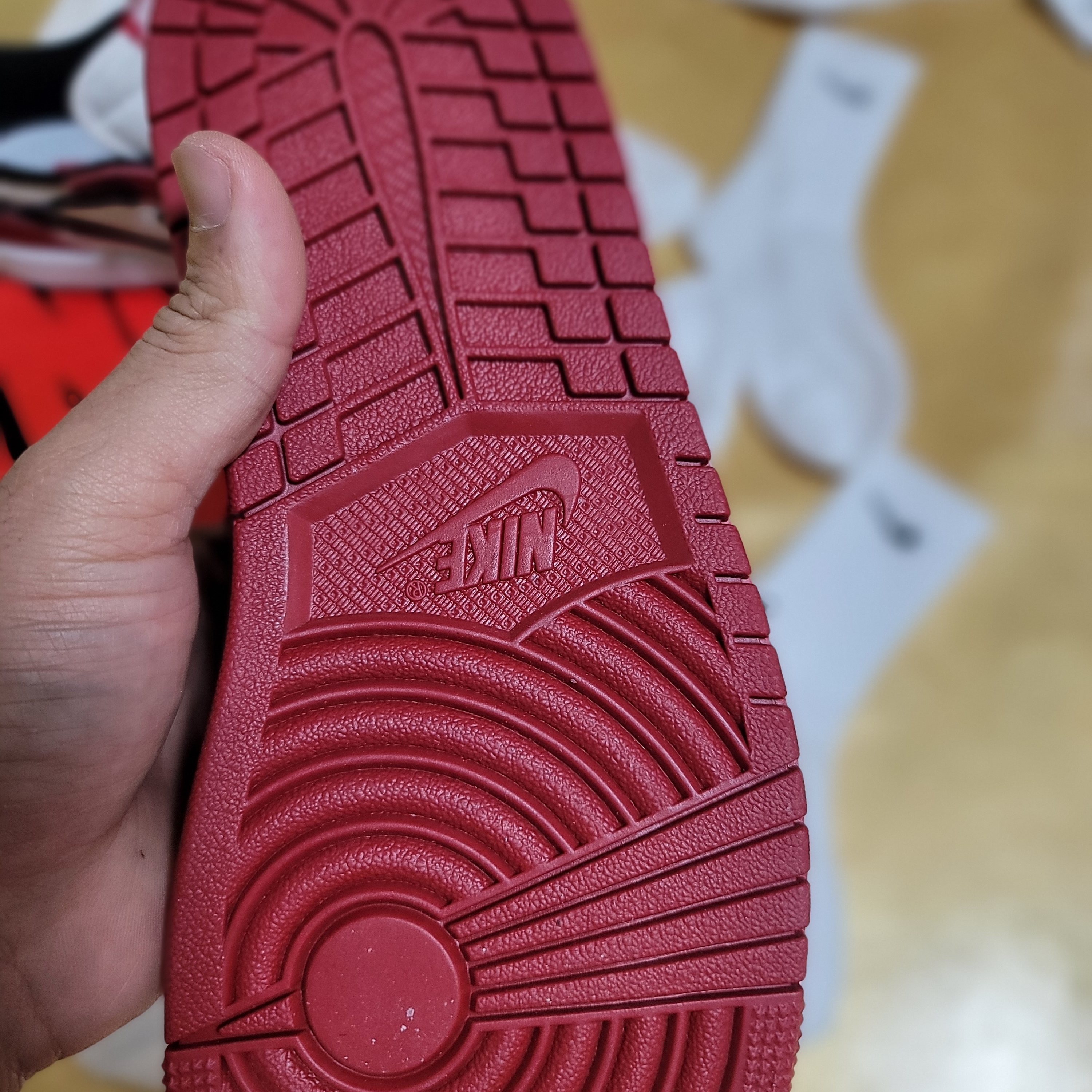 Jordan 1 Retro Low OG Chicago 착용 스타일 - 8