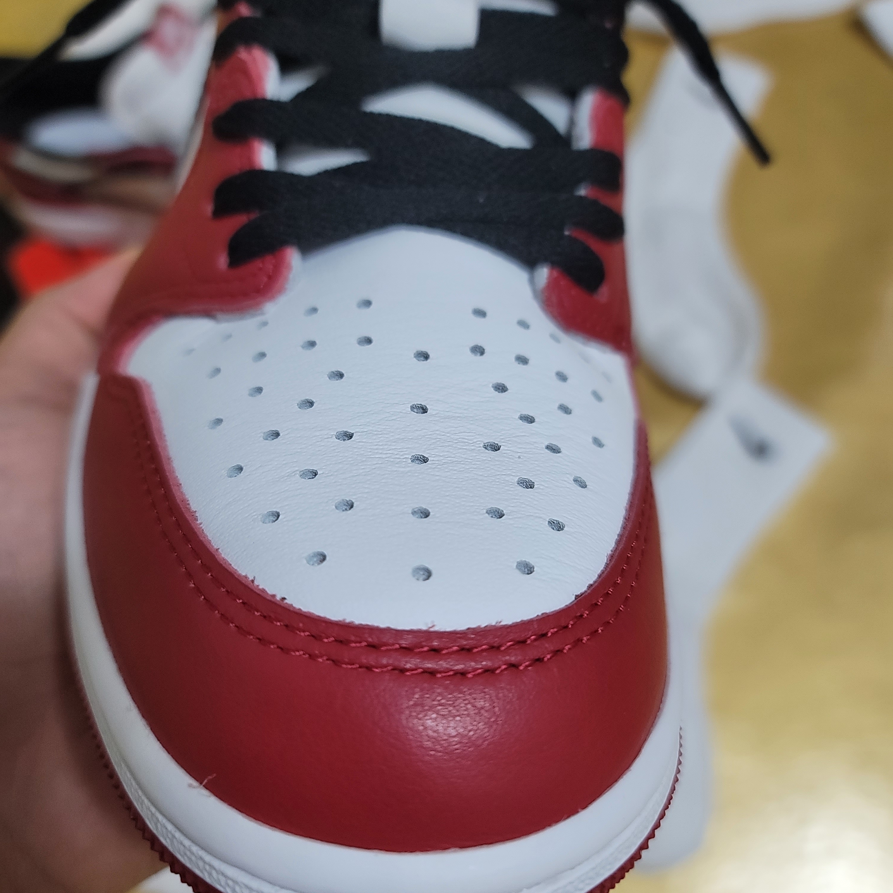 Jordan 1 Retro Low OG Chicago 착용 스타일 - 6
