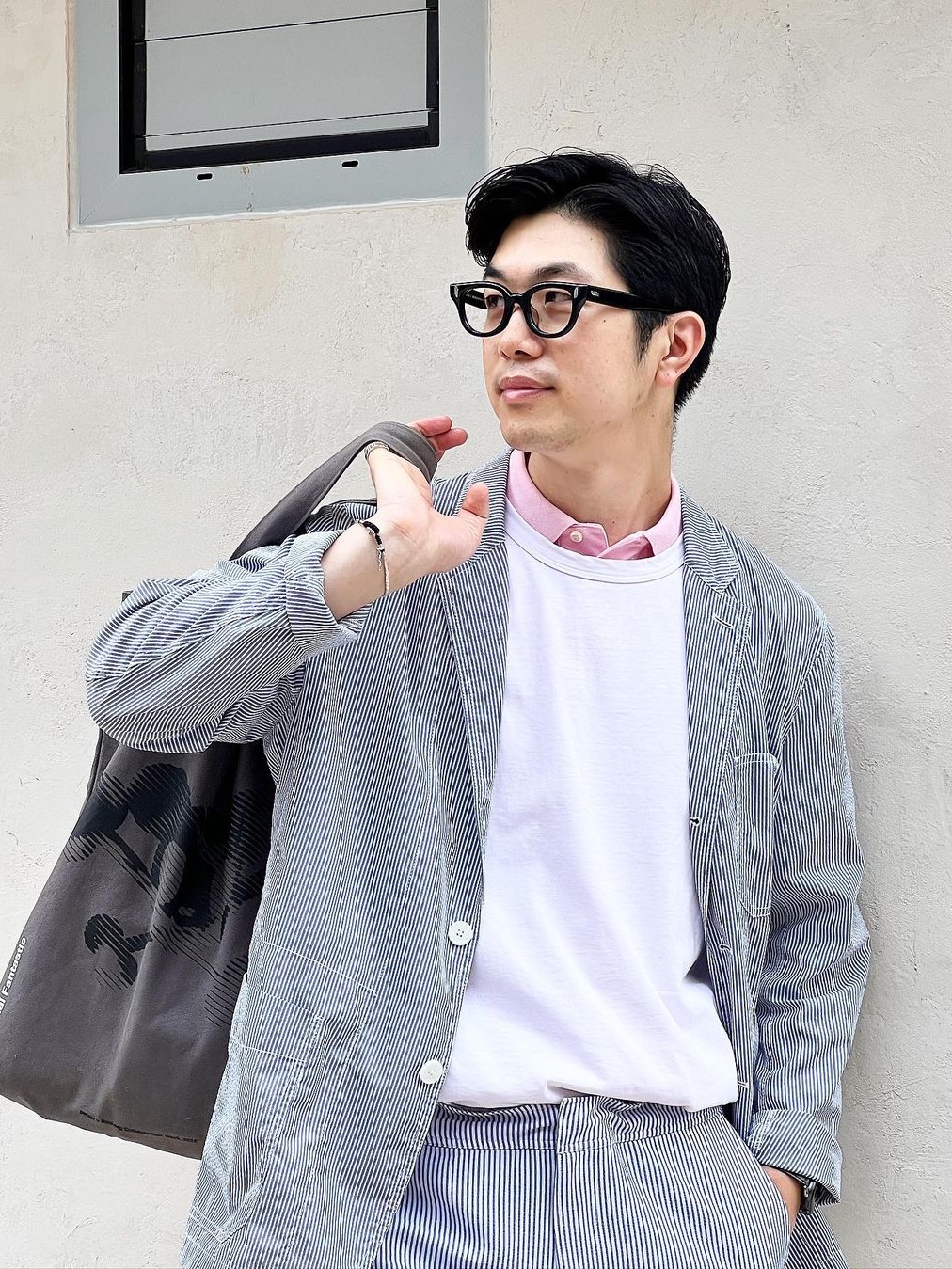 lash Ryan Black 착용 스타일