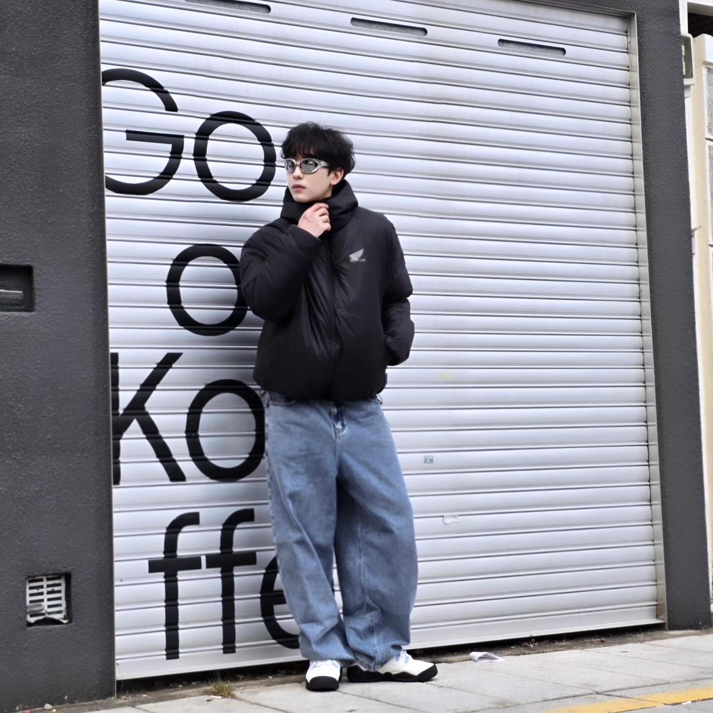 Honda H-Tech Non Quilting Hoodie Jacket Black, NOMANUAL Raw Vision Denim Pants White Blue 착용 스타일 - 8