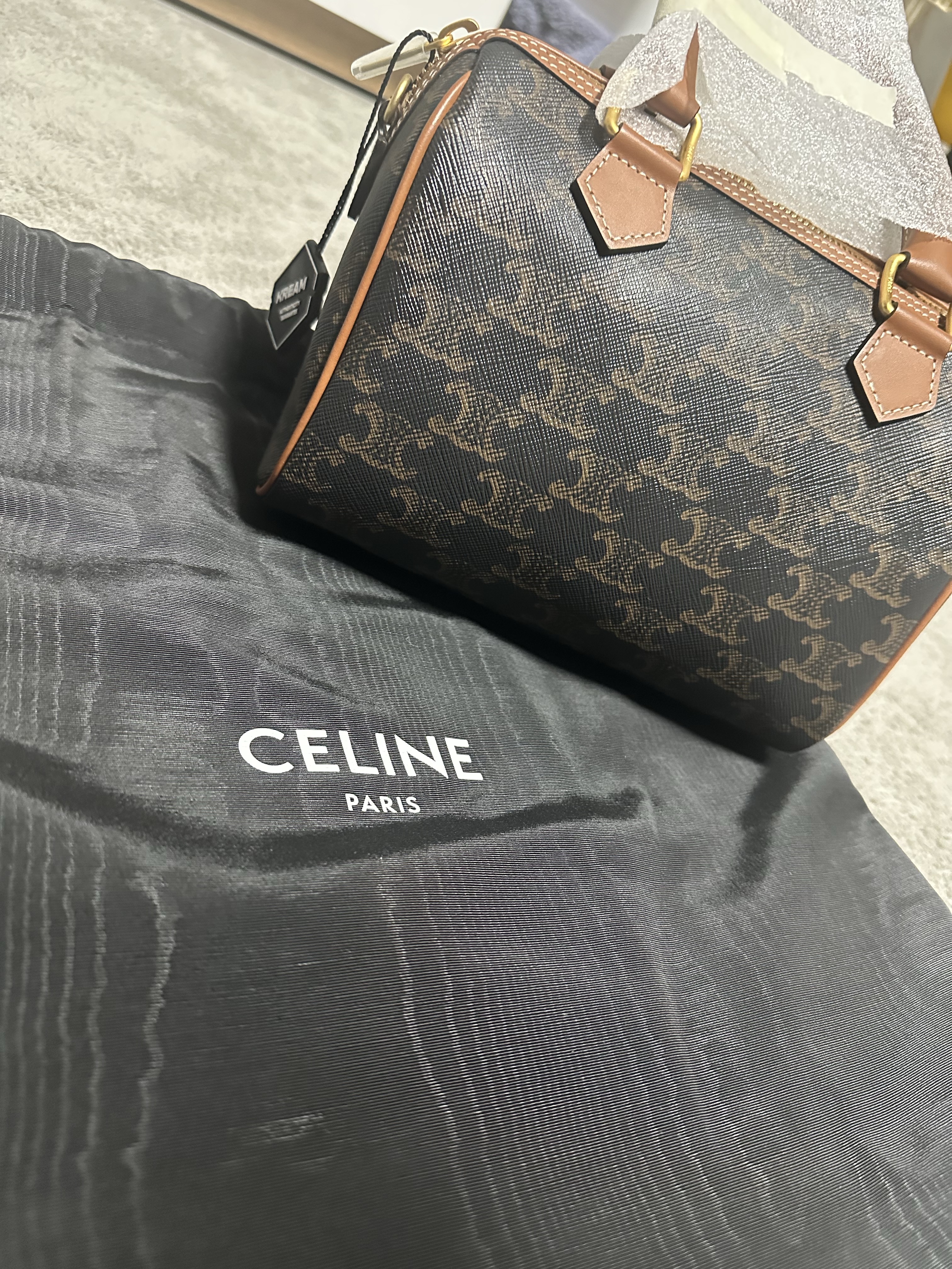 Celine Small Boston Cuir Triomphe in Triomphe Canvas Calfskin Tan 착용 스타일