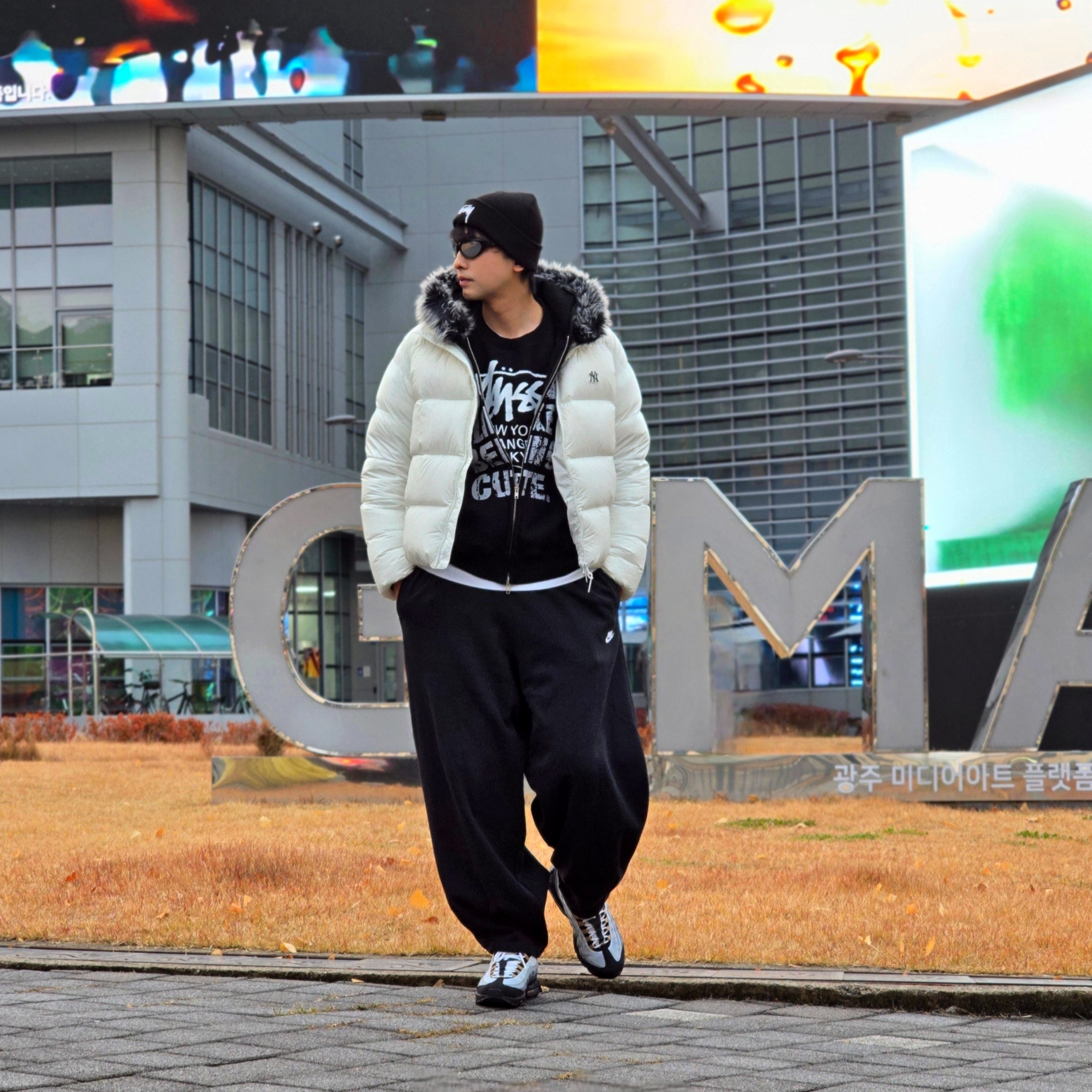 Stussy Big Stock Cuff Beanie Black, Stussy Big Stock Cuff Beanie Black 착용 스타일 - 6