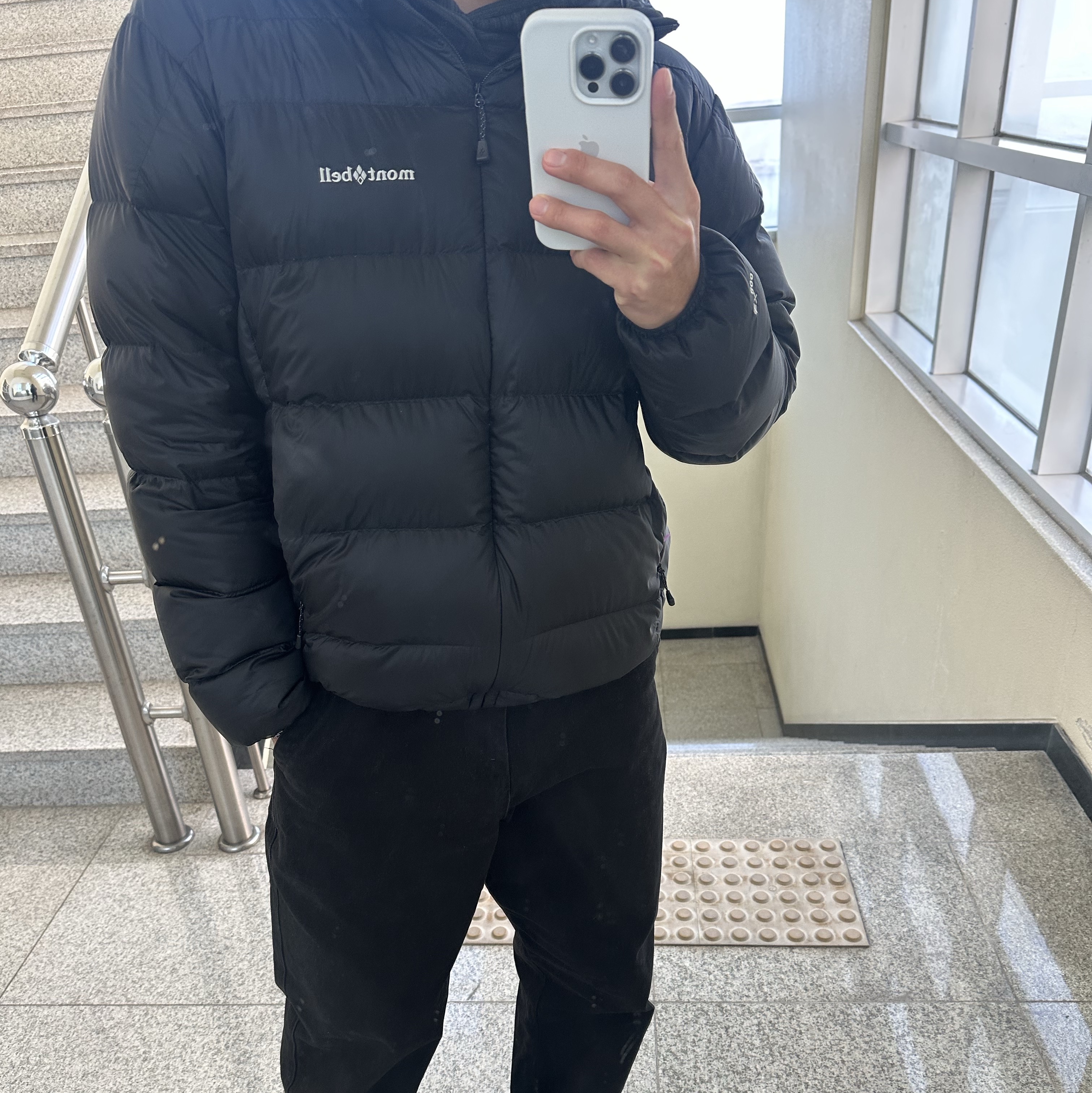 Montbell Light Alpine Down Parka Black, [A등급] Refurbished iphone 14 Pro 128GB Silver 착용 스타일 - 1