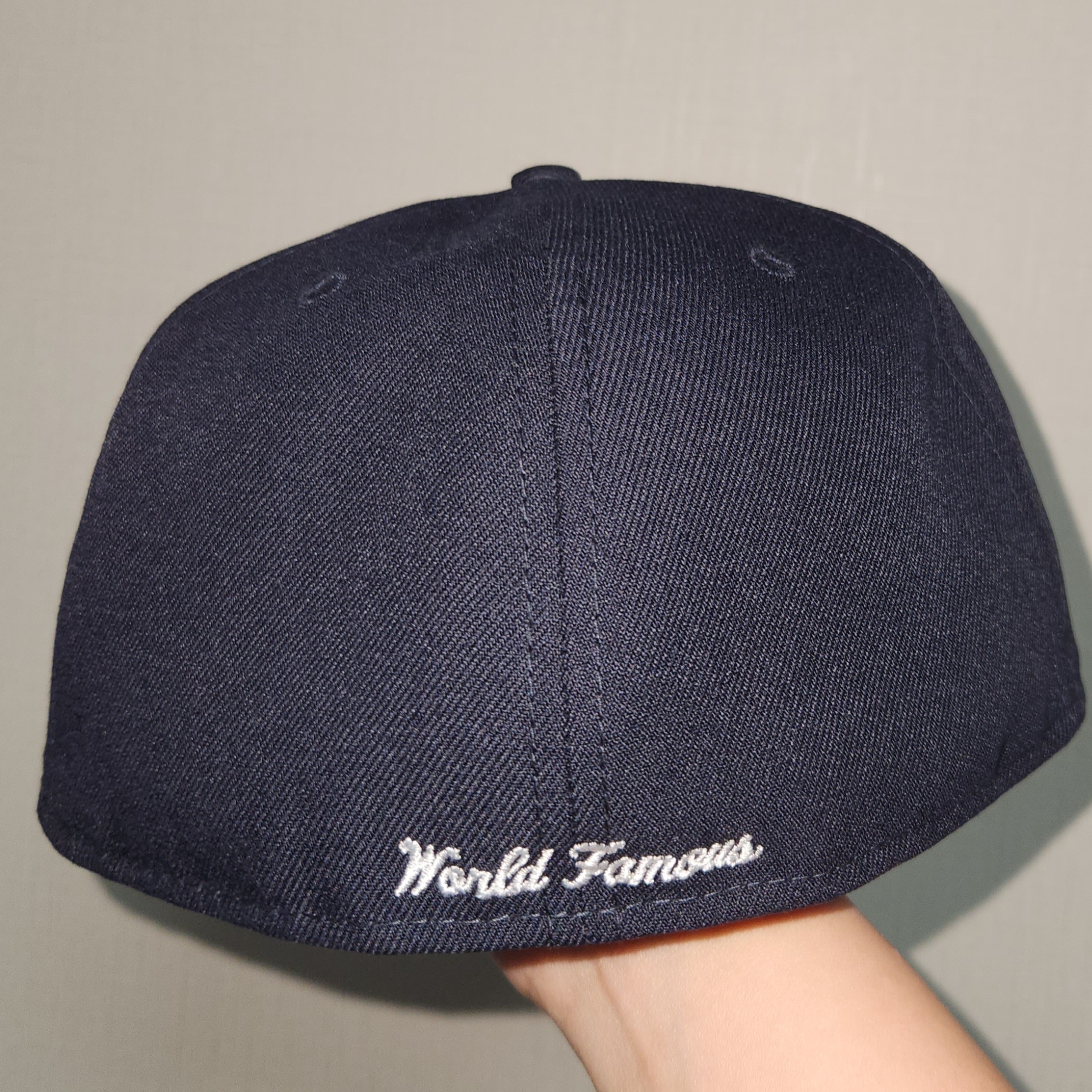 Supreme Championship Box Logo New Era Navy - 25SS 착용 스타일 - 4