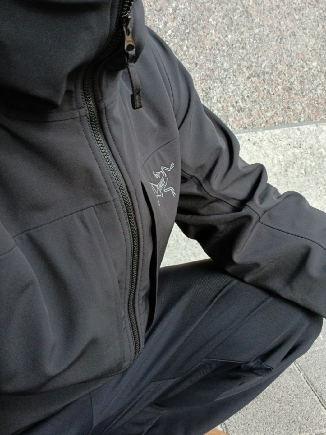 Arc'teryx Gamma MX Hoody Black, Arc'teryx Gamma Pants Black 착용 스타일 - 3