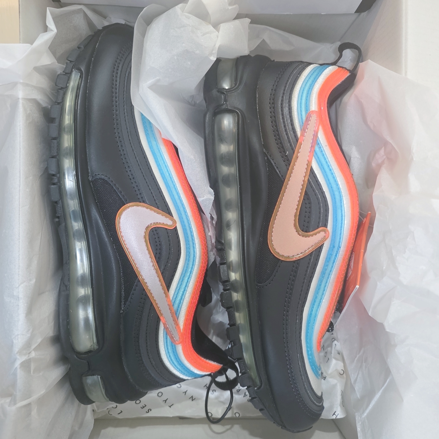 Nike Air Max 97 Neon Seoul 착용 스타일 - 2