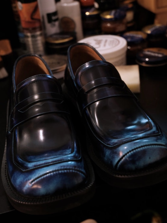 PENNY PLATE M/W Marin Bule Project Loafer 착용 스타일